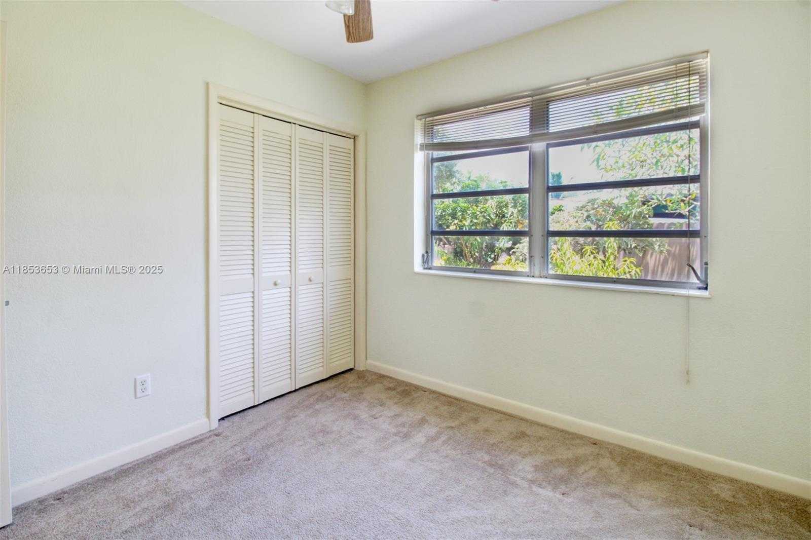 Small Image of 10250 CARIBBEAN BLVD, Cutler Bay Number 11