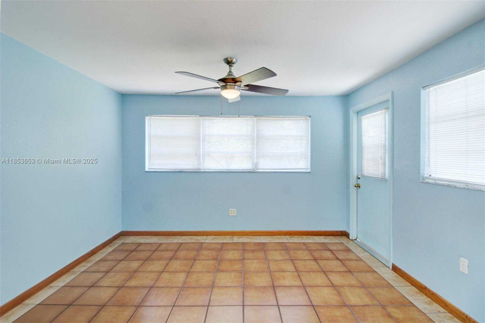 Small Image of 10250 CARIBBEAN BLVD, Cutler Bay Number 14