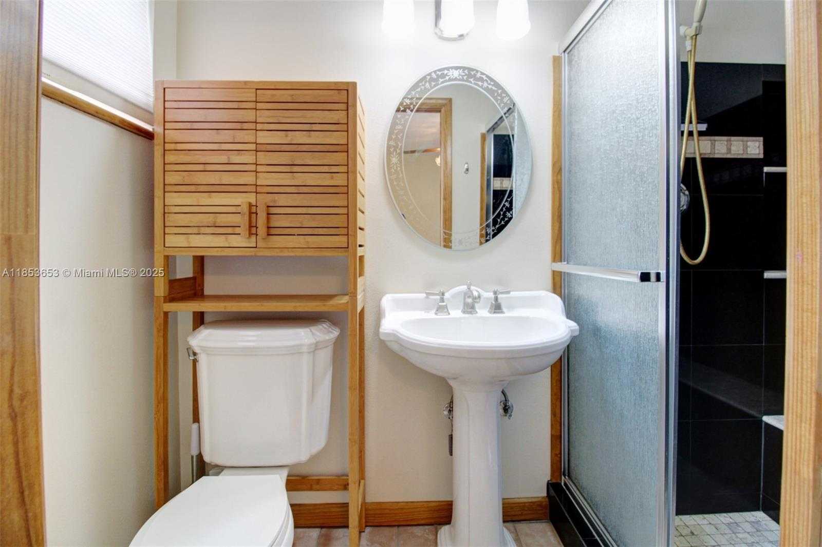 Small Image of 10250 CARIBBEAN BLVD, Cutler Bay Number 17