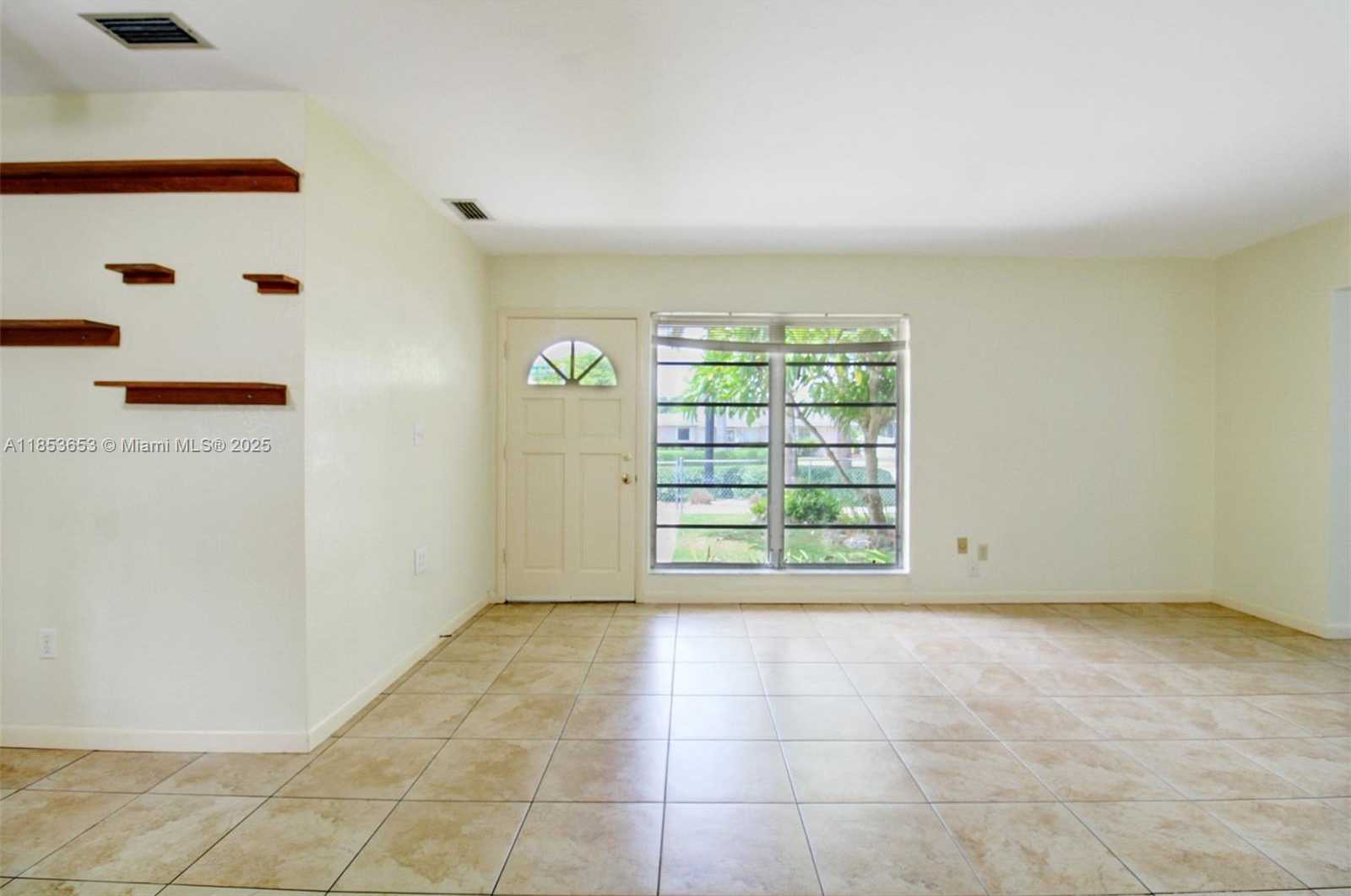 Small Image of 10250 CARIBBEAN BLVD, Cutler Bay Number 2