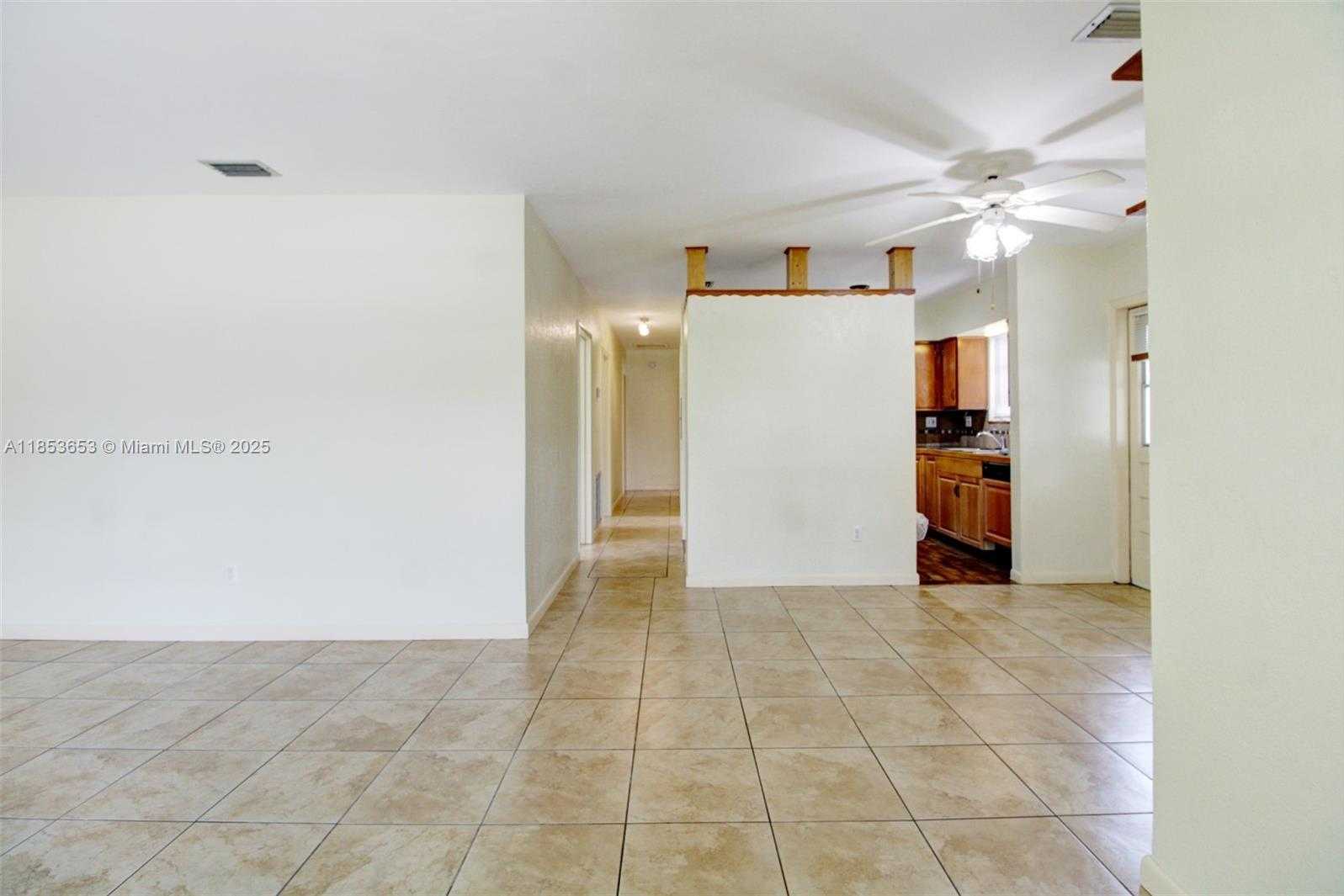 Small Image of 10250 CARIBBEAN BLVD, Cutler Bay Number 9