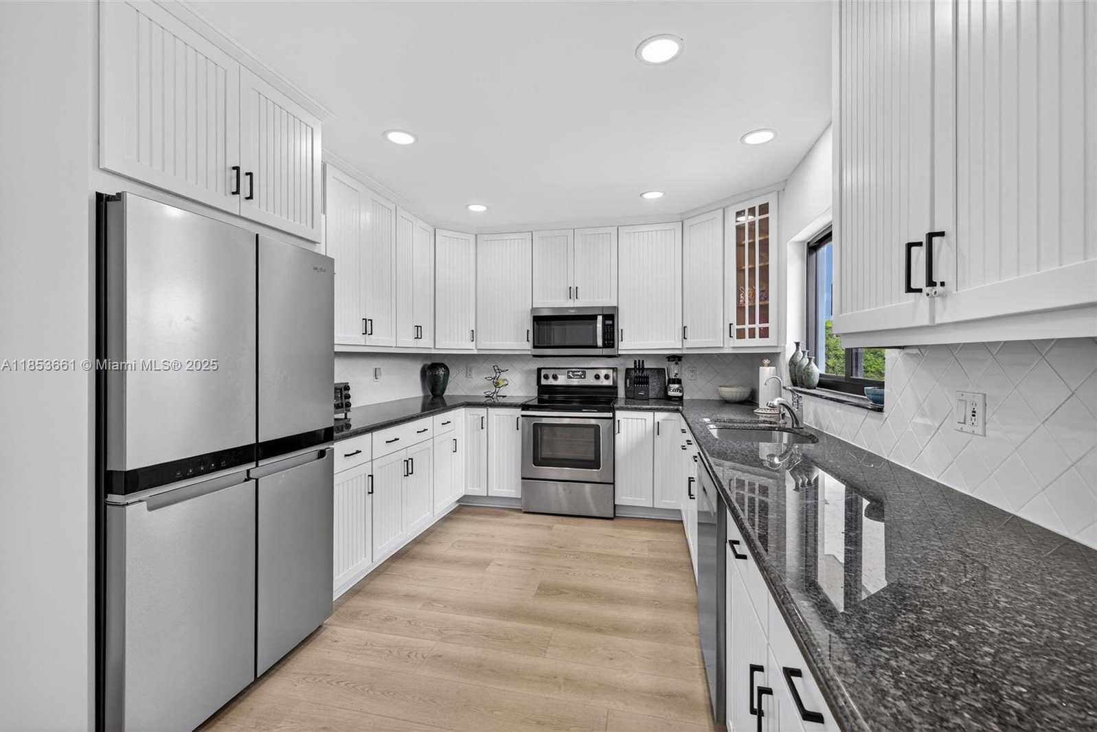 Small Image of 2481 SOUTH EAST 15TH ST, Pompano Beach Number 19