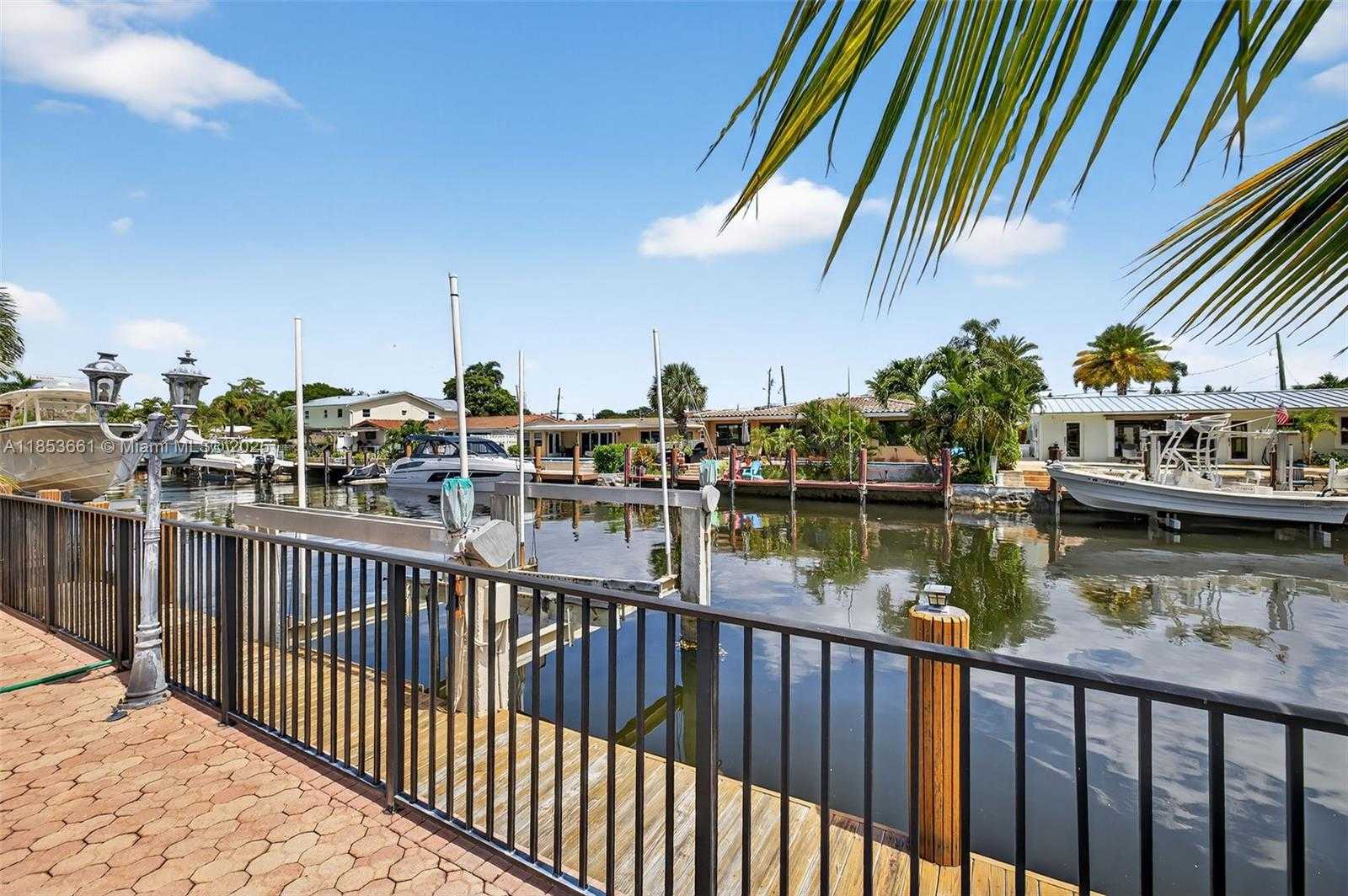 Small Image of 2481 SOUTH EAST 15TH ST, Pompano Beach Number 5