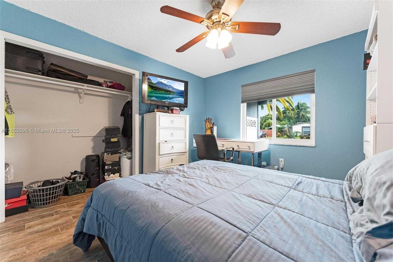 Small Image of 6571 SOUTH WEST 56TH ST, Davie Number 16