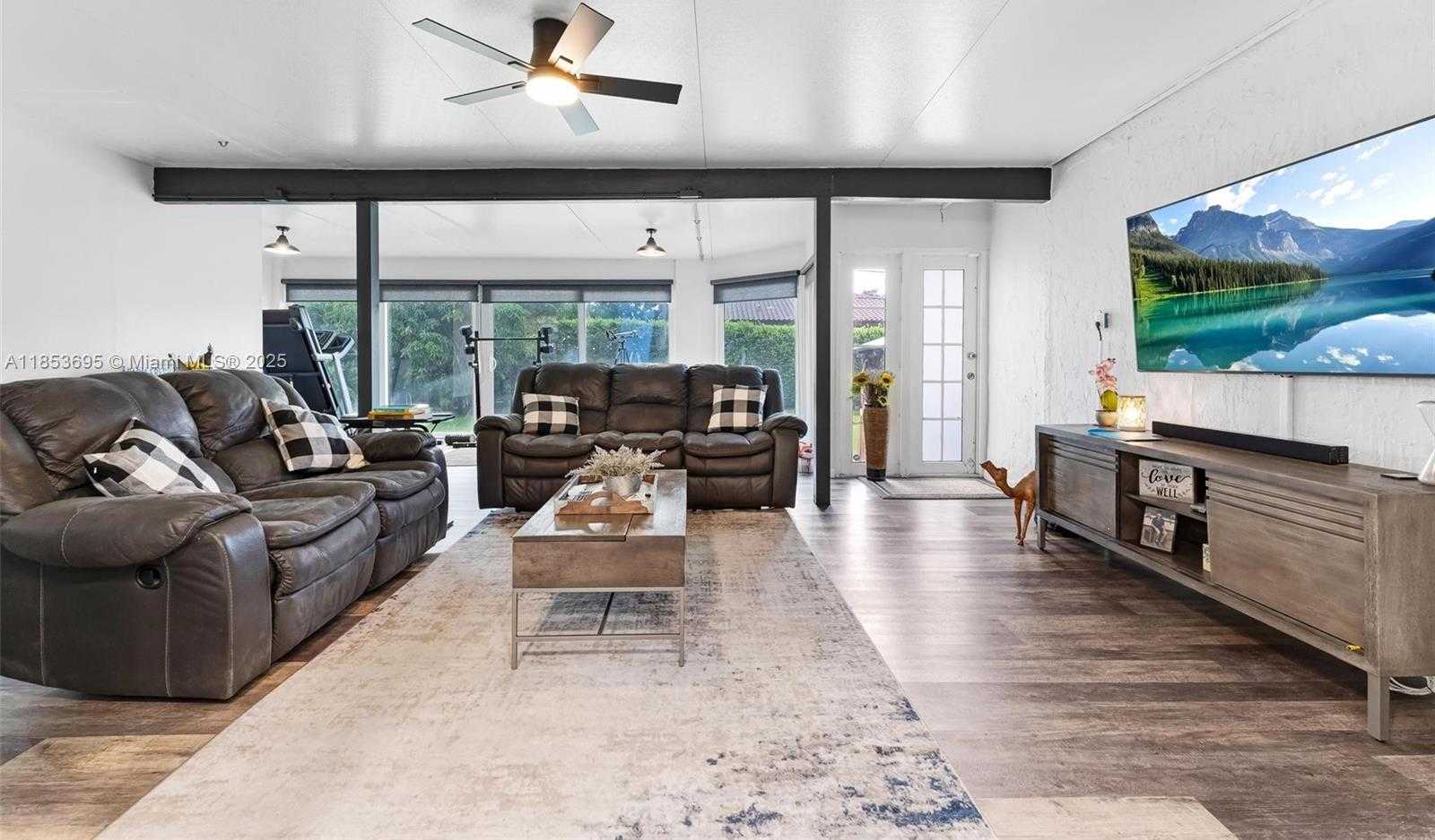 Small Image of 6571 SOUTH WEST 56TH ST, Davie Number 27