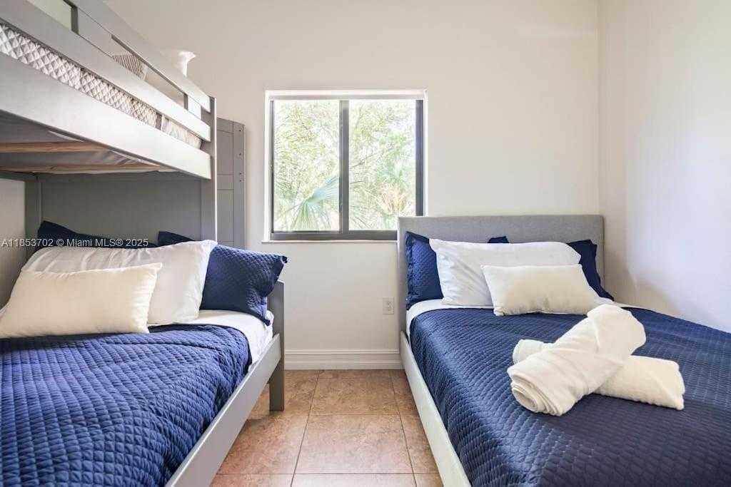 Small Image of 26363 SOUTH WEST 152ND AVE, Homestead Number 29