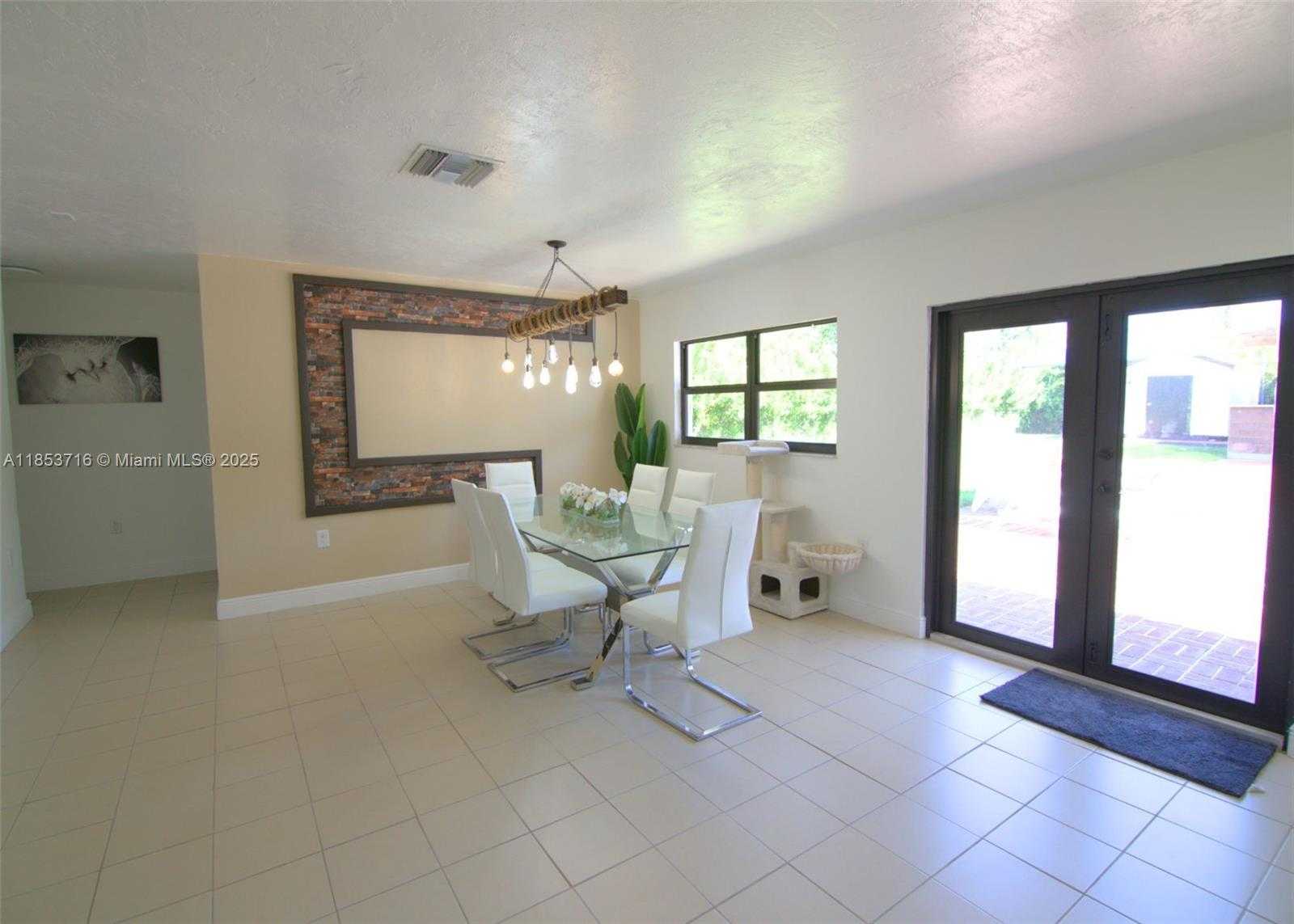 Small Image of 15200 SOUTH WEST 268TH ST, Homestead Number 11