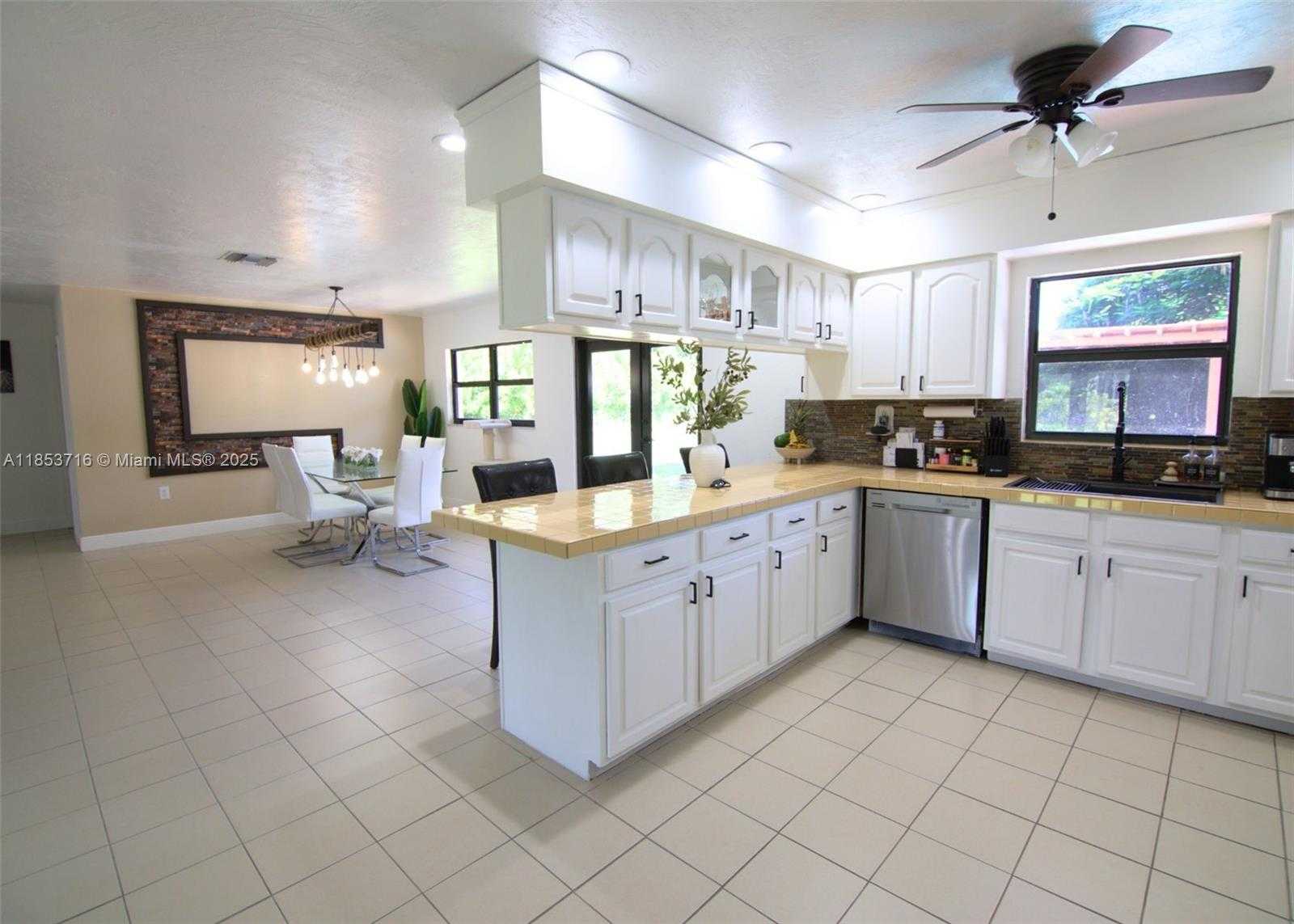 Small Image of 15200 SOUTH WEST 268TH ST, Homestead Number 14