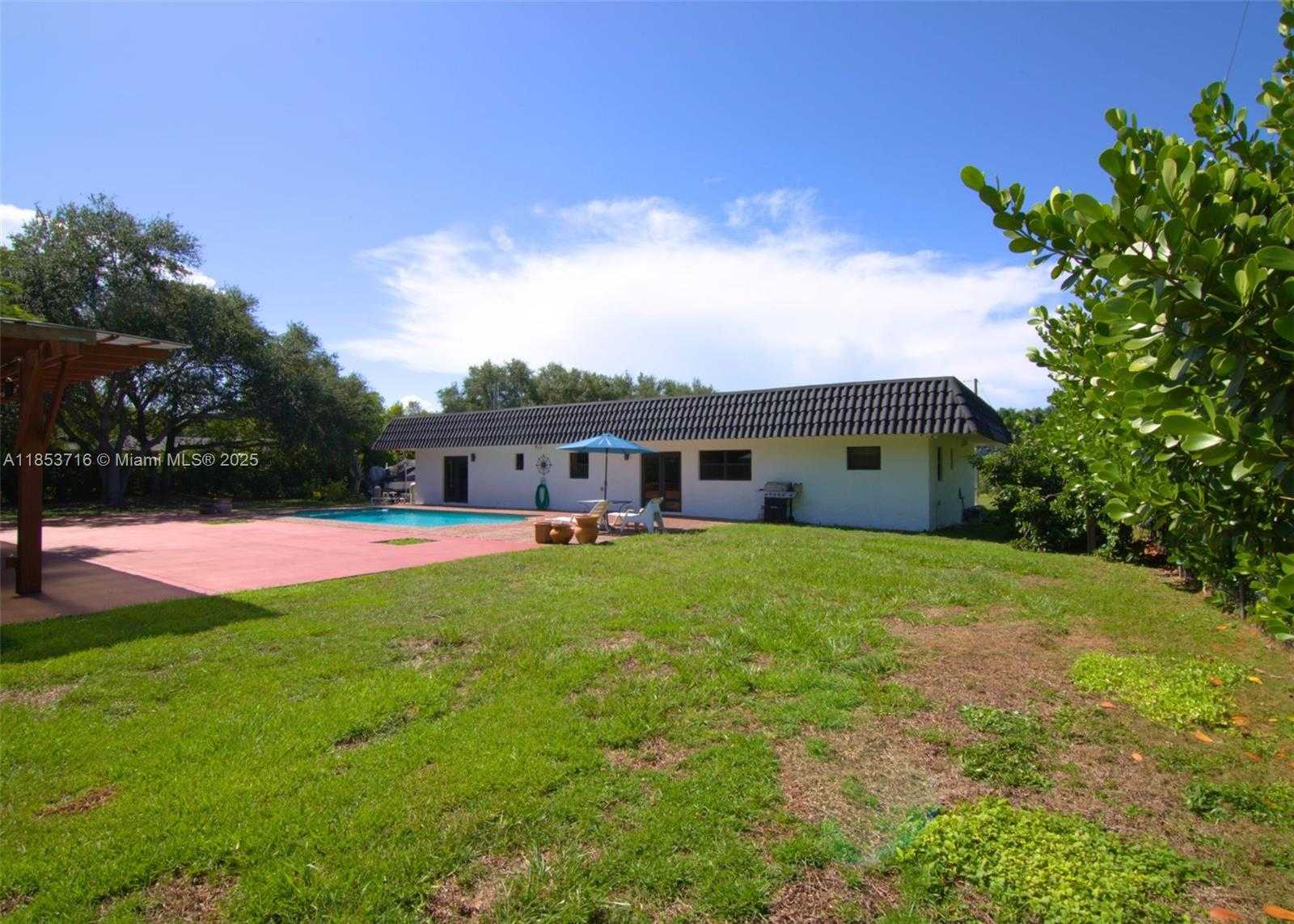Small Image of 15200 SOUTH WEST 268TH ST, Homestead Number 2