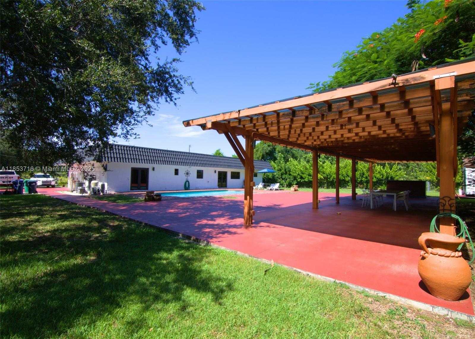 Small Image of 15200 SOUTH WEST 268TH ST, Homestead Number 5