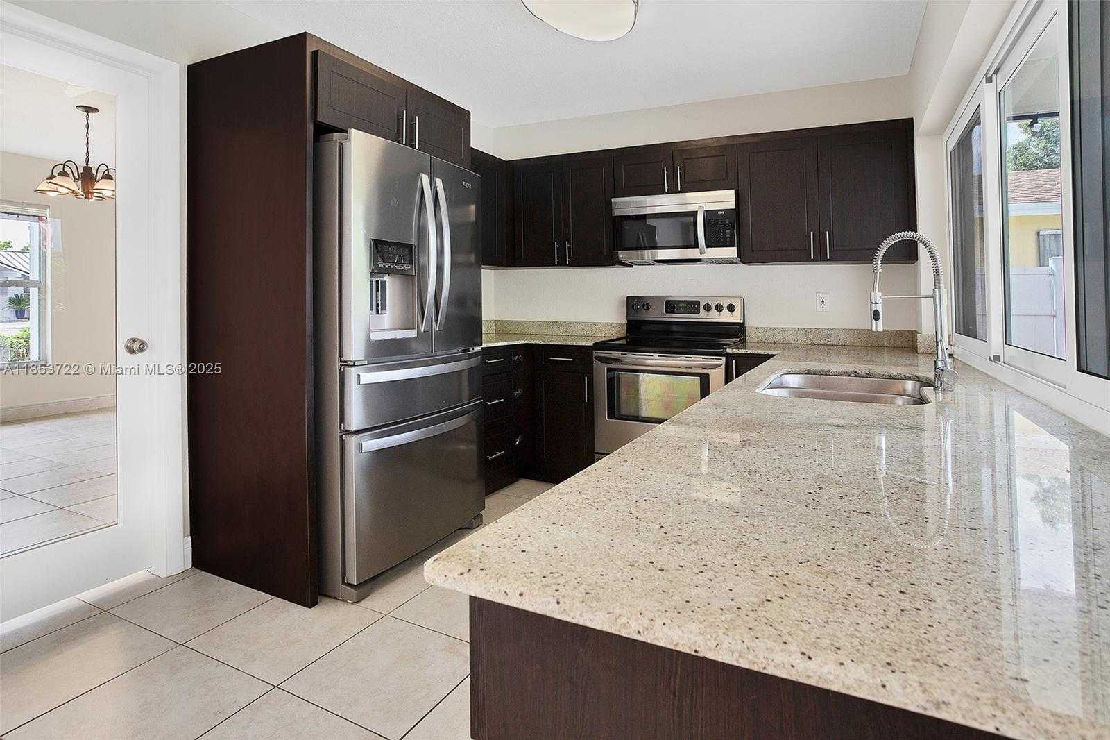 Small Image of 5031 SOUTH WEST 87TH AVE, Cooper City Number 12