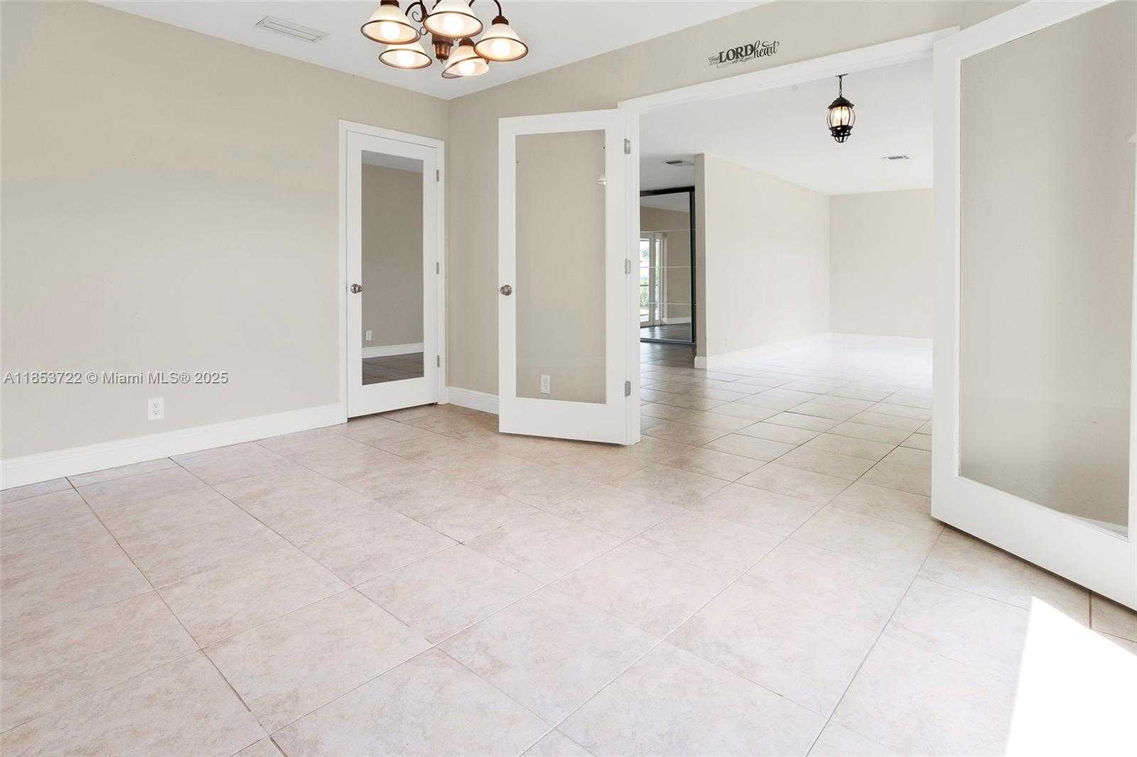 Small Image of 5031 SOUTH WEST 87TH AVE, Cooper City Number 18