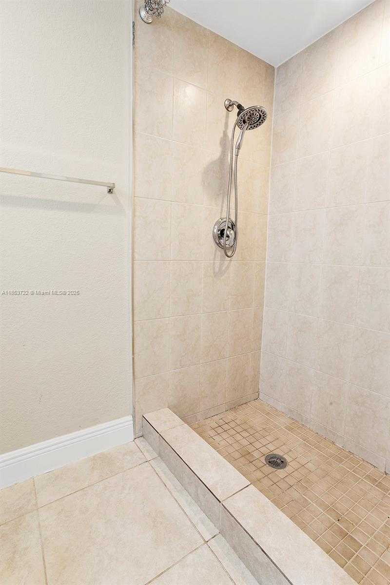 Small Image of 5031 SOUTH WEST 87TH AVE, Cooper City Number 26