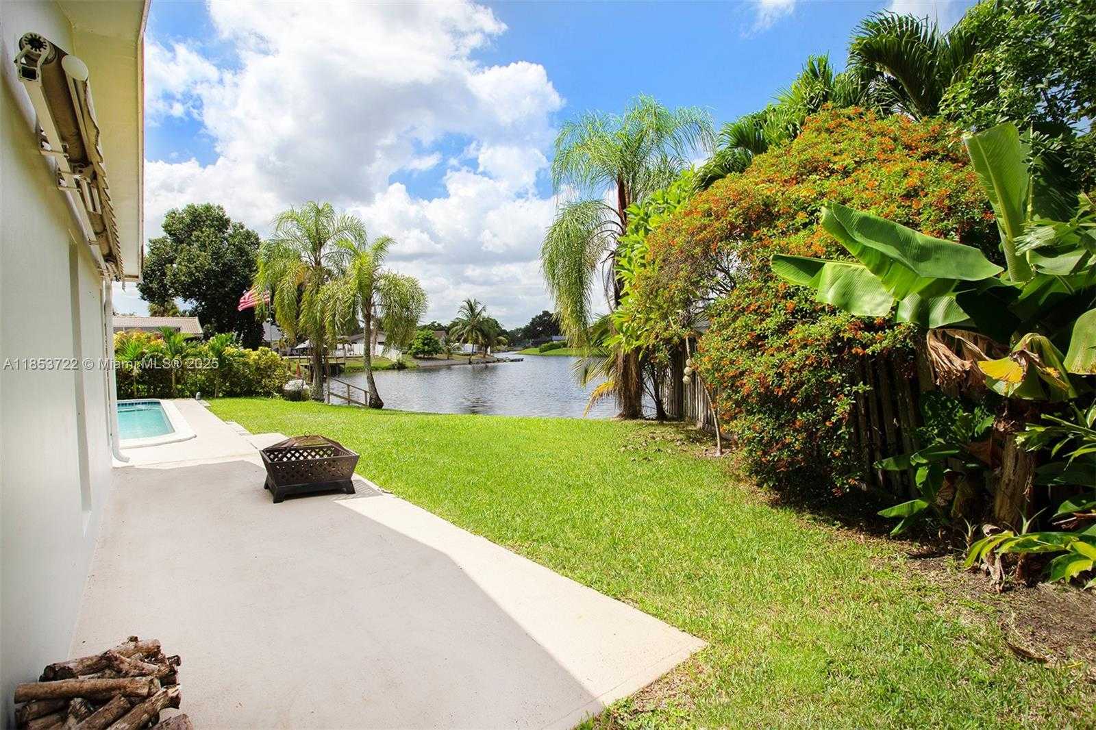 Small Image of 5031 SOUTH WEST 87TH AVE, Cooper City Number 39