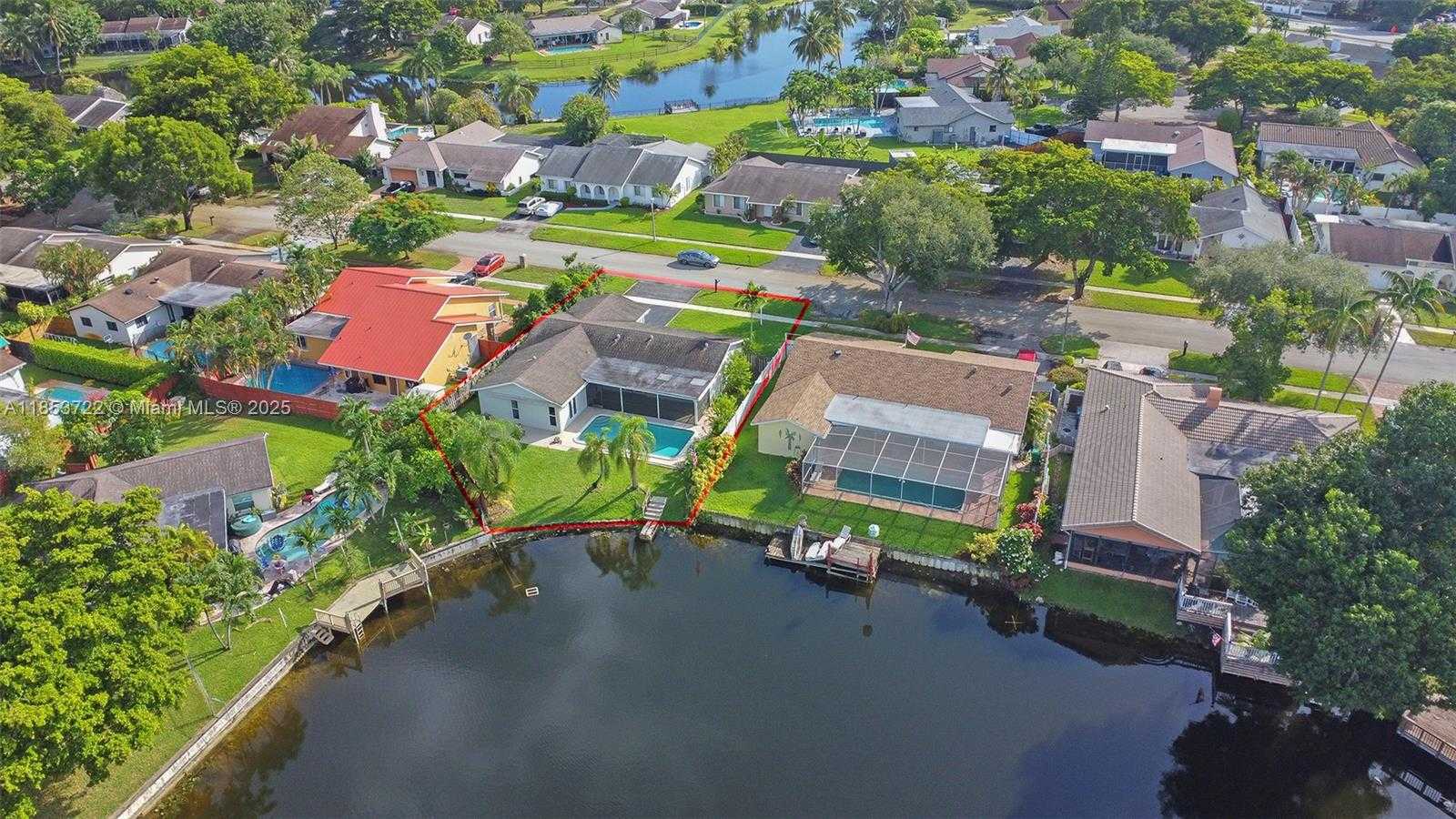 Small Image of 5031 SOUTH WEST 87TH AVE, Cooper City Number 48