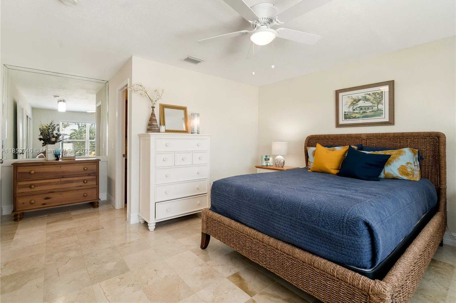 Small Image of 19 NORTH DR, Key Largo Number 24