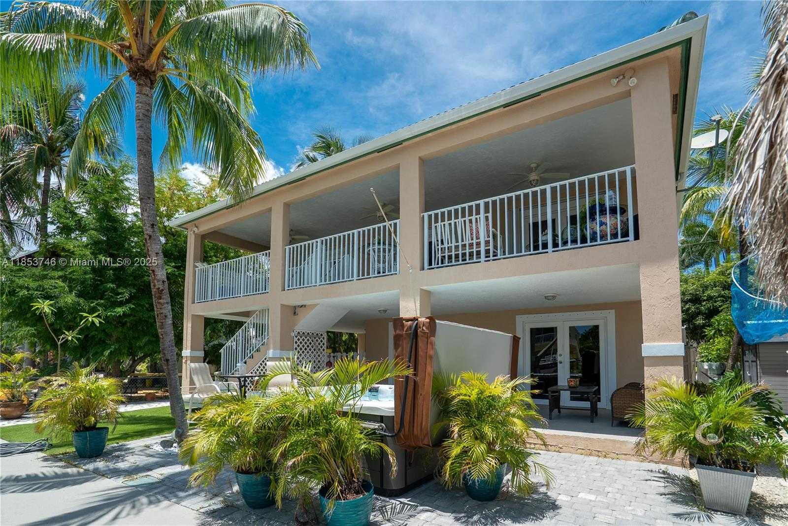 Small Image of 19 NORTH DR, Key Largo Number 36