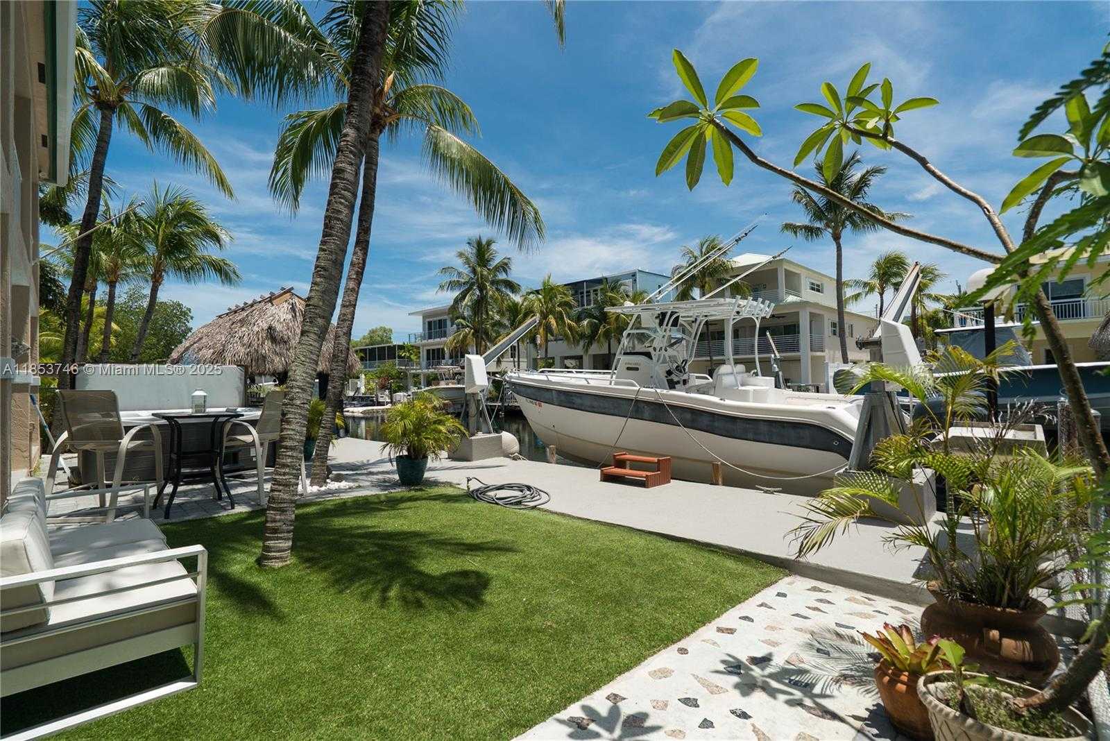 Small Image of 19 NORTH DR, Key Largo Number 6