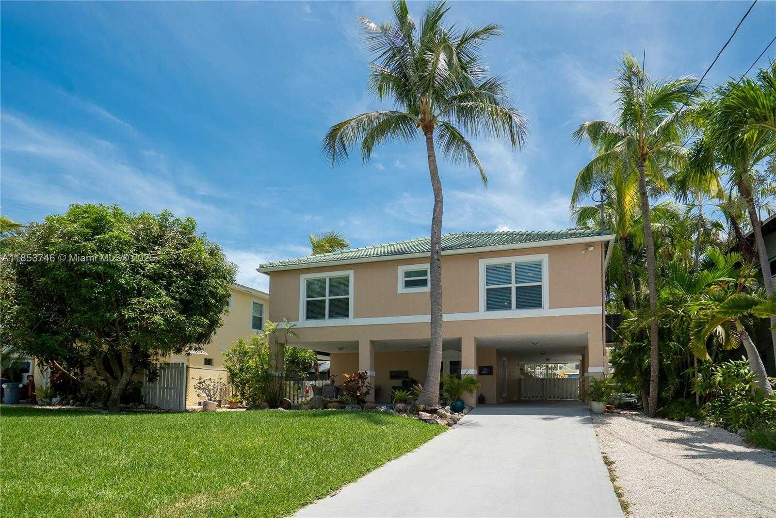 Small Image of 19 NORTH DR, Key Largo Number 7
