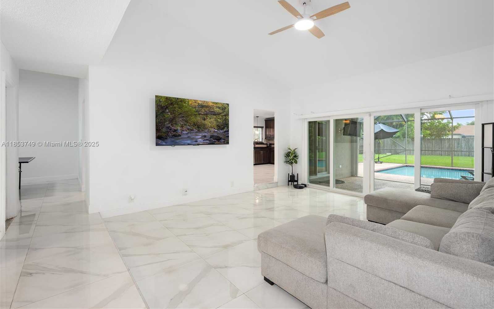 Small Image of 10851 NORTH WEST 26TH ST, Sunrise Number 7