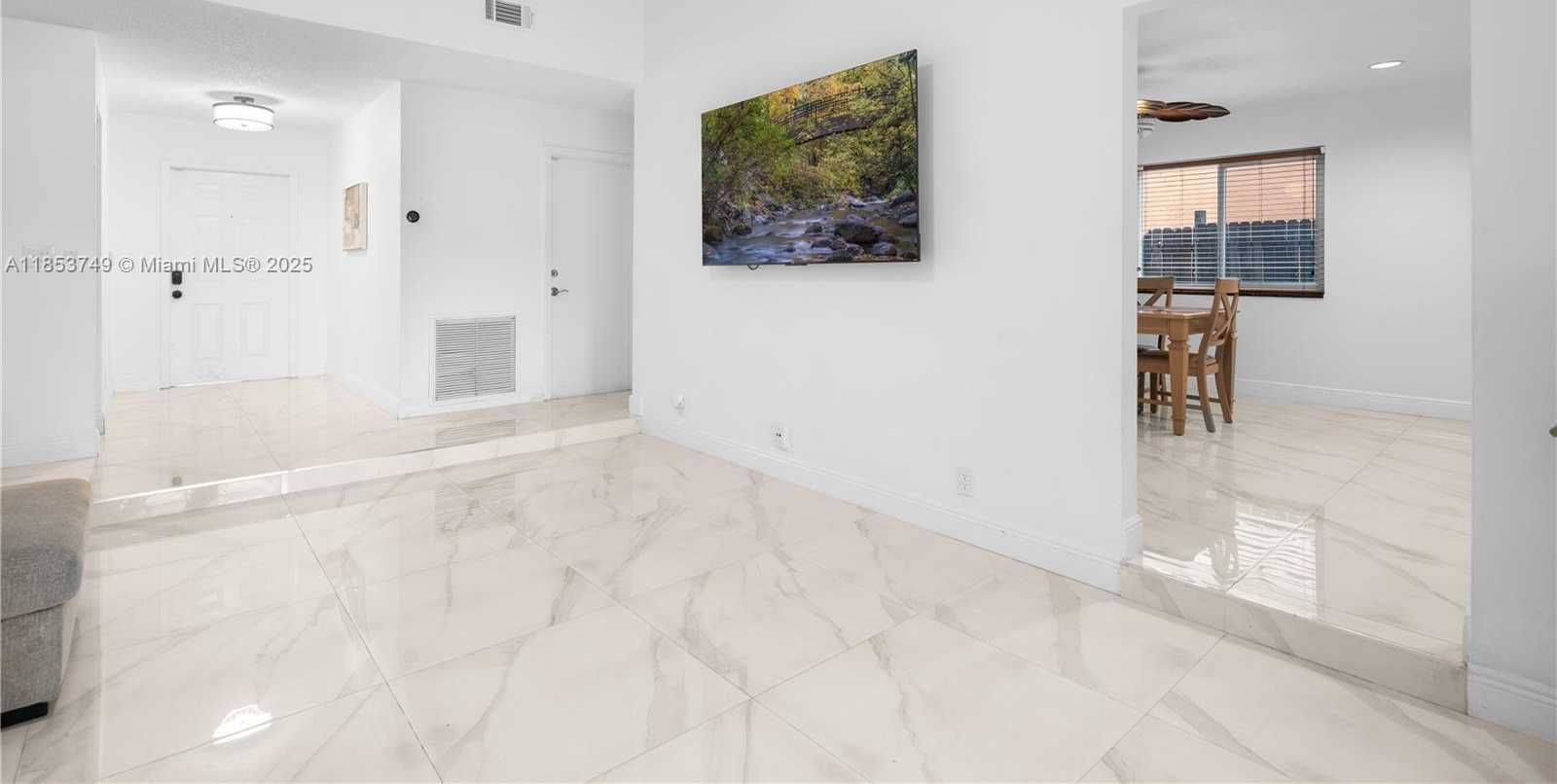 Small Image of 10851 NORTH WEST 26TH ST, Sunrise Number 8
