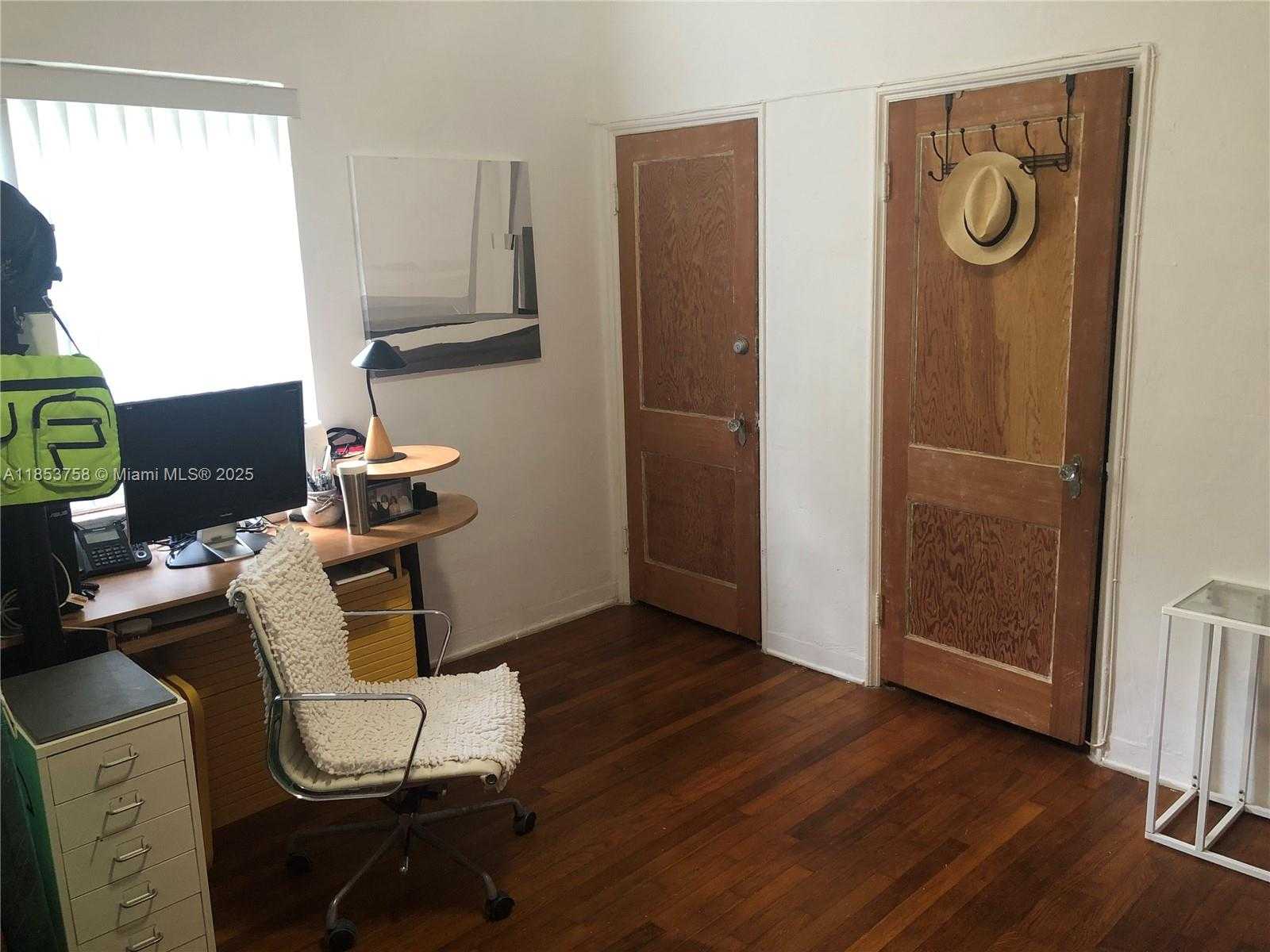 Small Image of 1619 SOUTH WEST 13TH ST, Miami Number 32