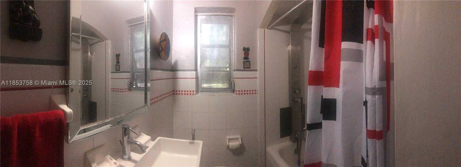 Small Image of 1619 SOUTH WEST 13TH ST, Miami Number 36