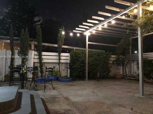 Small Image of 1619 SOUTH WEST 13TH ST, Miami Number 43