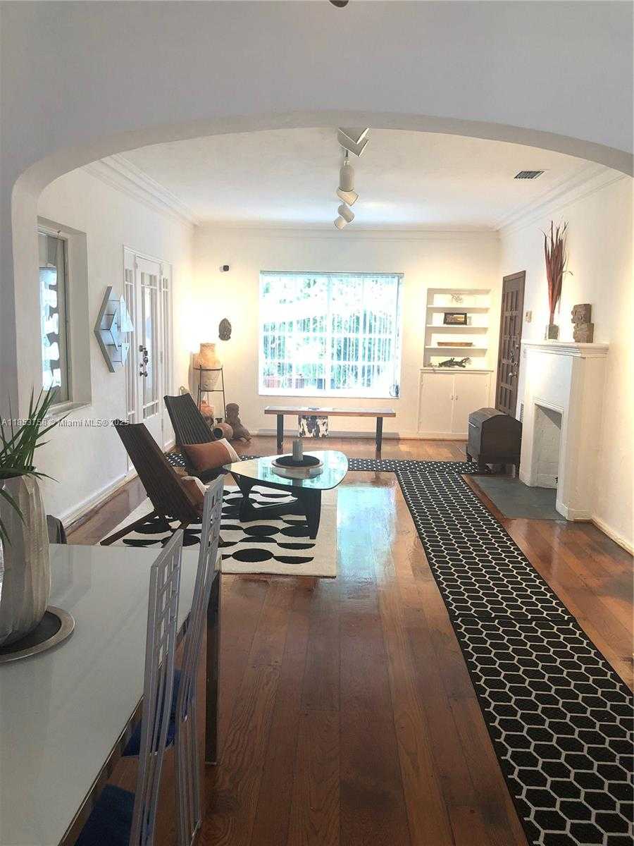 Small Image of 1619 SOUTH WEST 13TH ST, Miami Number 6
