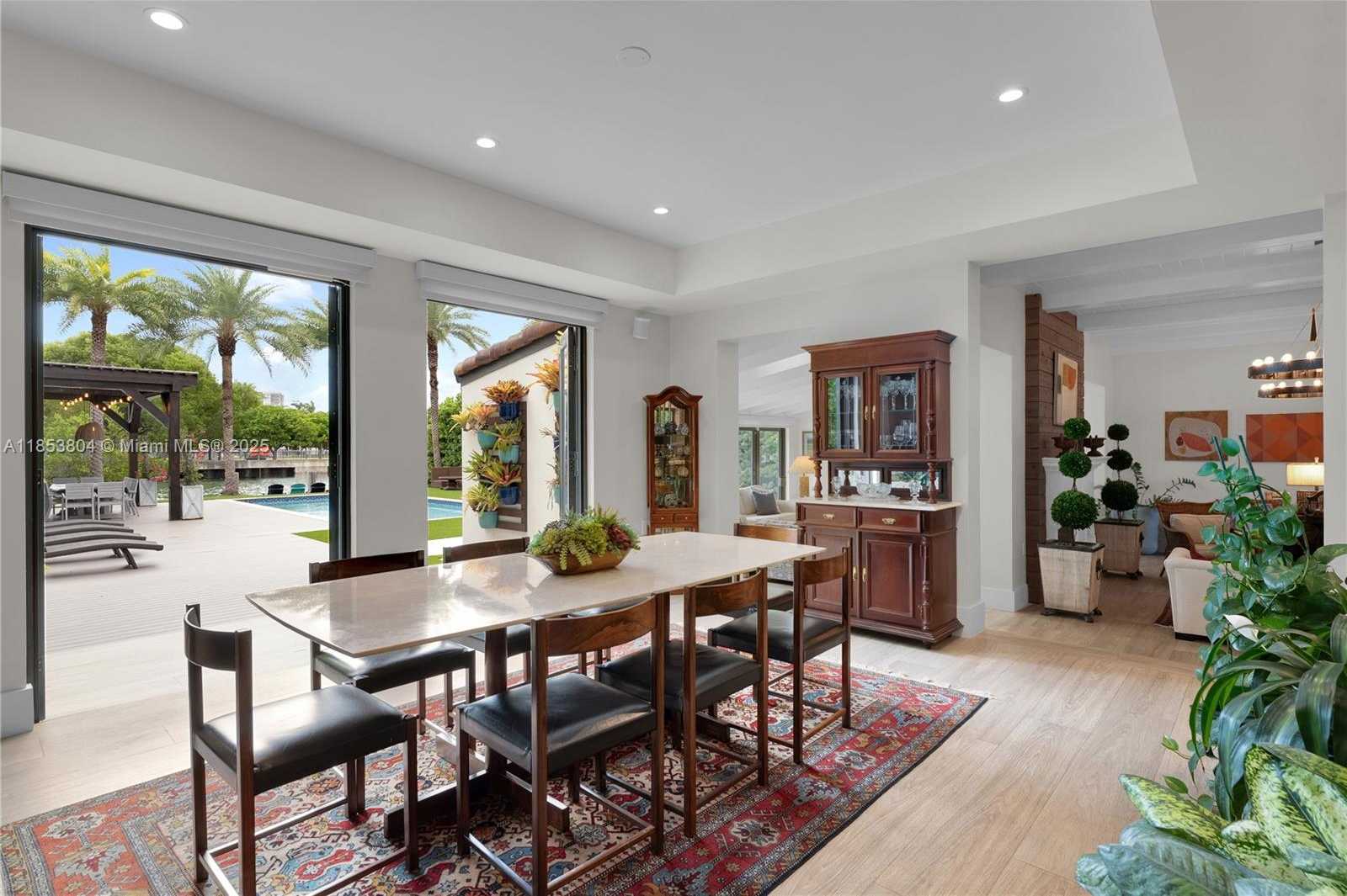 Small Image of 4475 NORTH MERIDIAN AVE, Miami Beach Number 15
