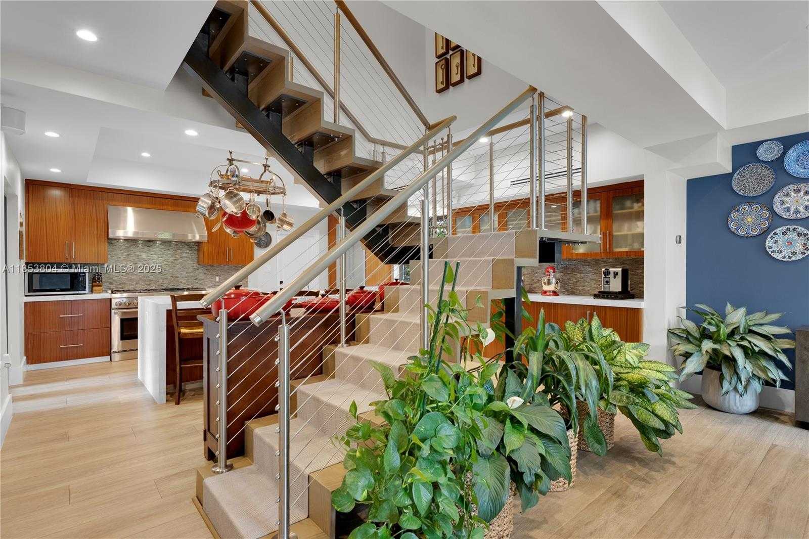Small Image of 4475 NORTH MERIDIAN AVE, Miami Beach Number 18