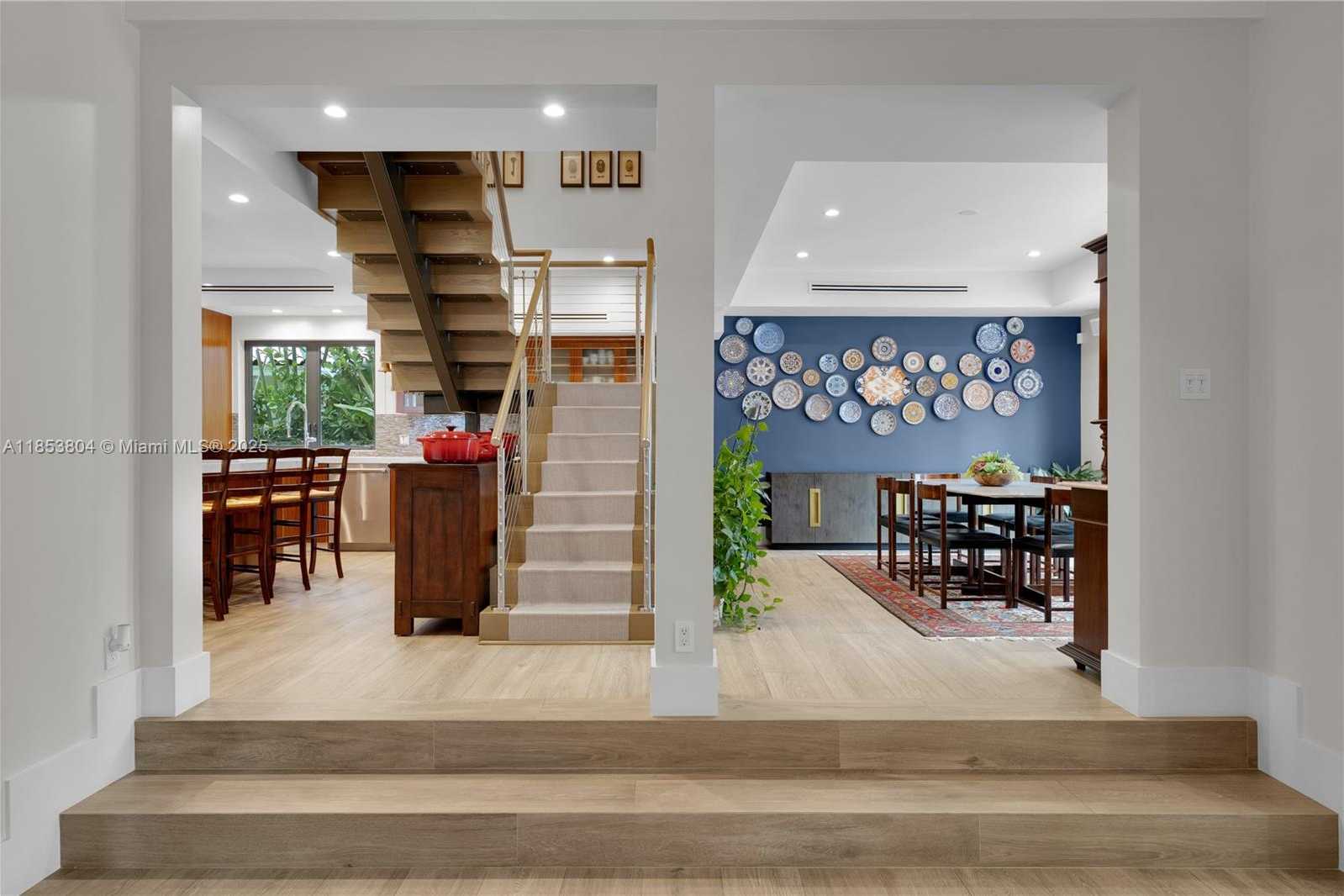 Small Image of 4475 NORTH MERIDIAN AVE, Miami Beach Number 20