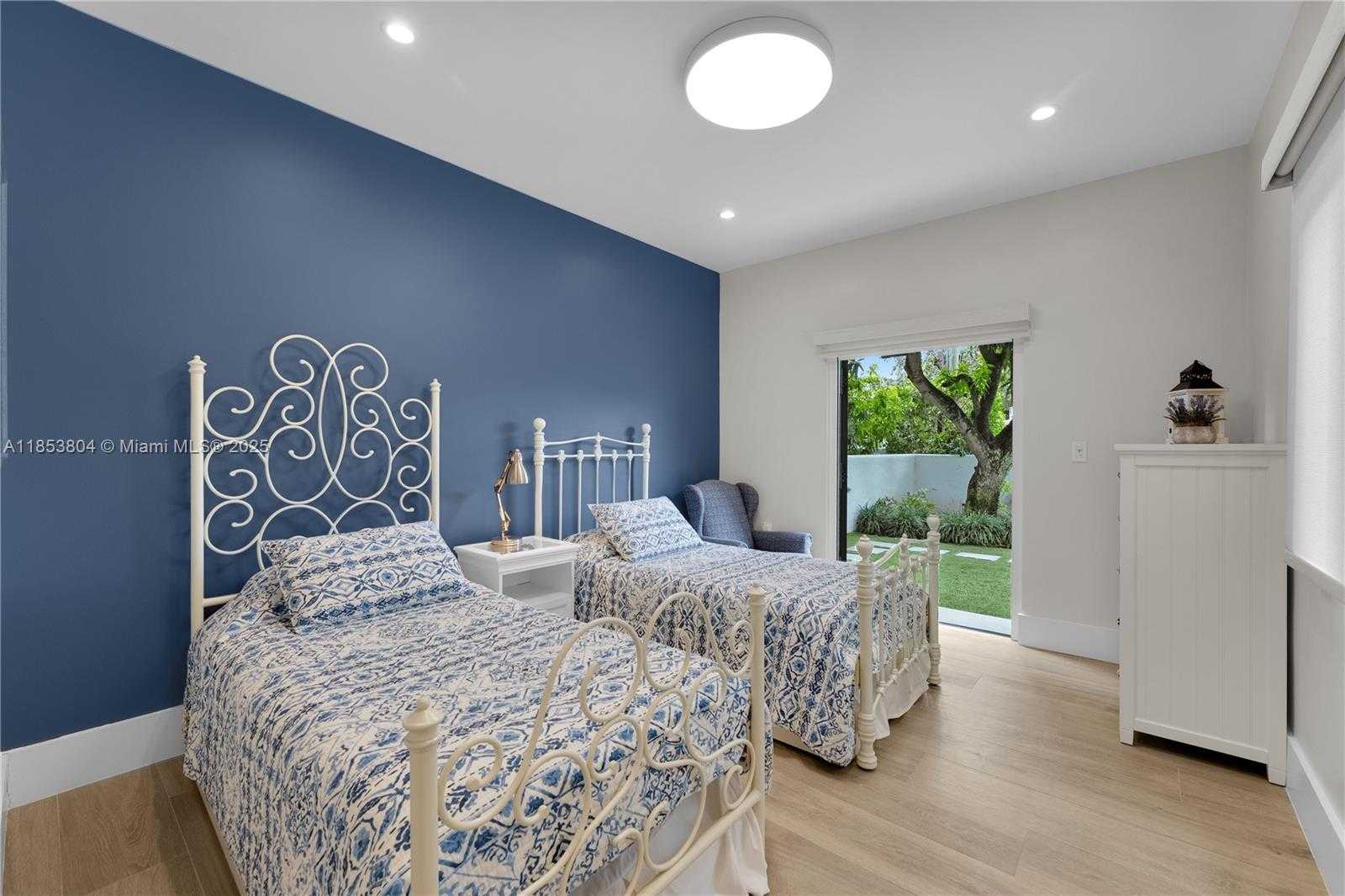 Small Image of 4475 NORTH MERIDIAN AVE, Miami Beach Number 29