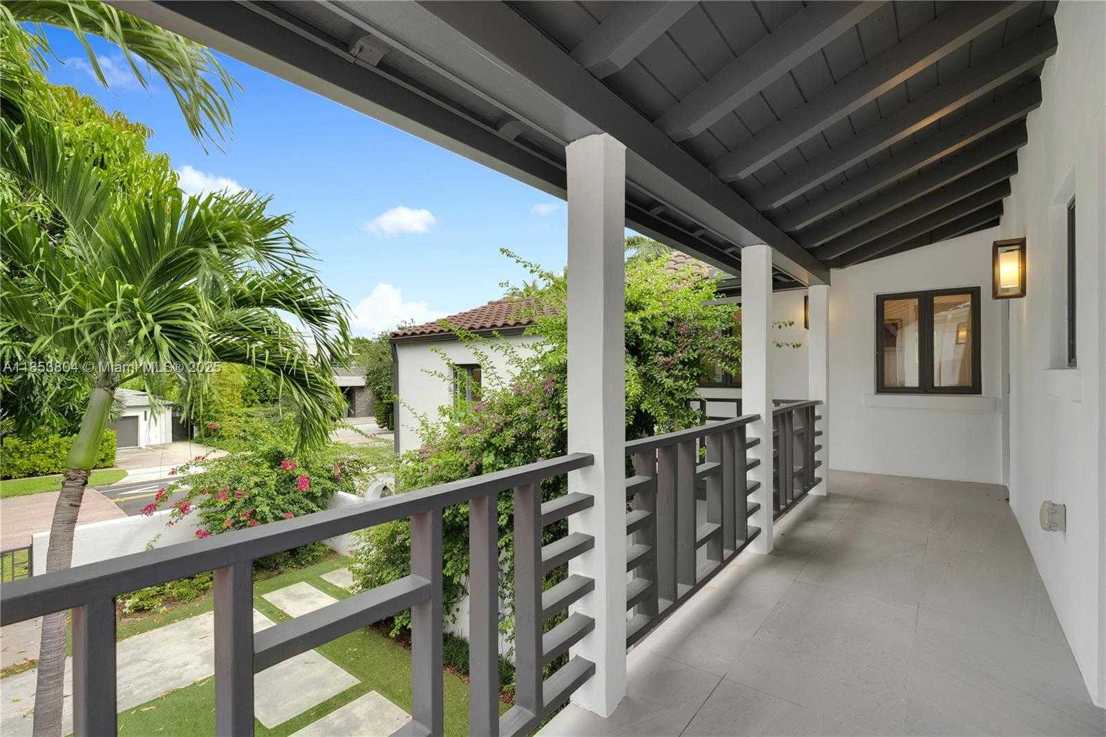 Small Image of 4475 NORTH MERIDIAN AVE, Miami Beach Number 48
