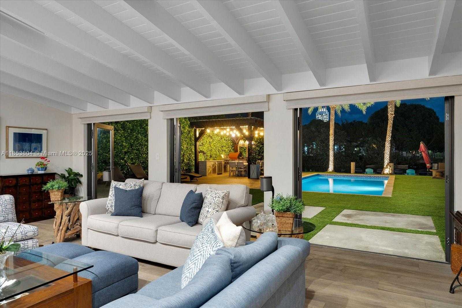 Small Image of 4475 NORTH MERIDIAN AVE, Miami Beach Number 54