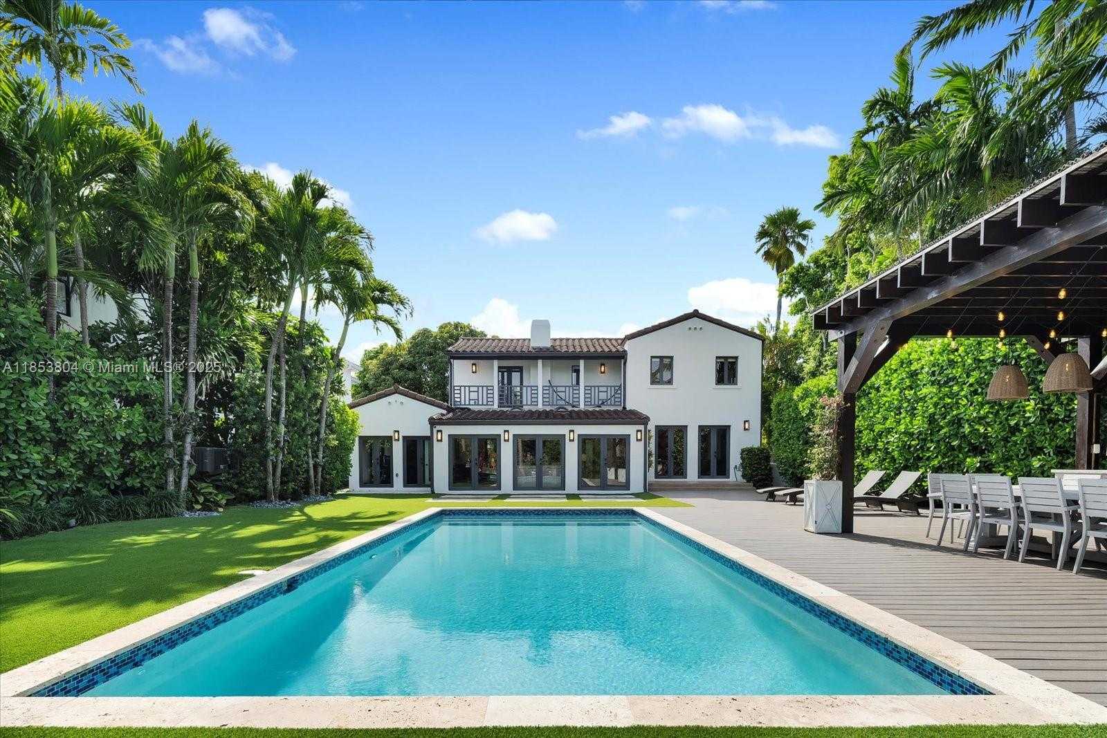 Small Image of 4475 NORTH MERIDIAN AVE, Miami Beach Number 55