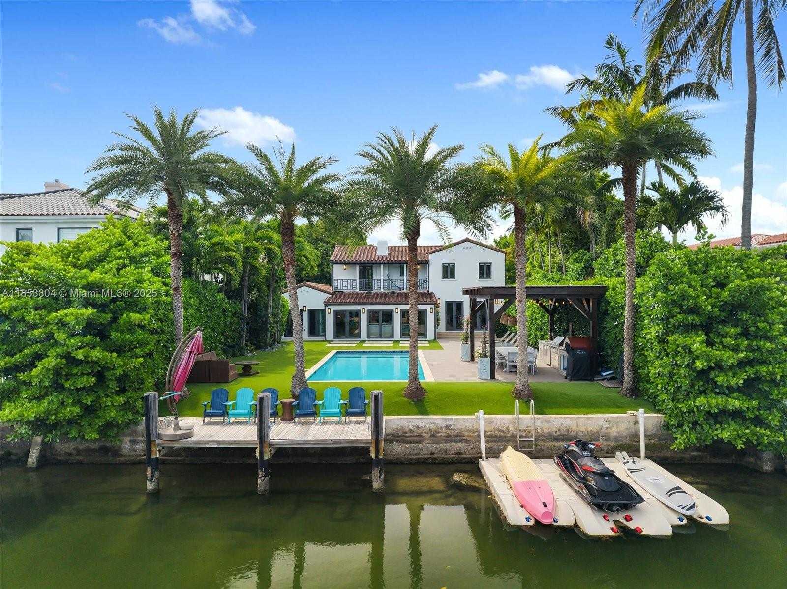 Small Image of 4475 NORTH MERIDIAN AVE, Miami Beach Number 69