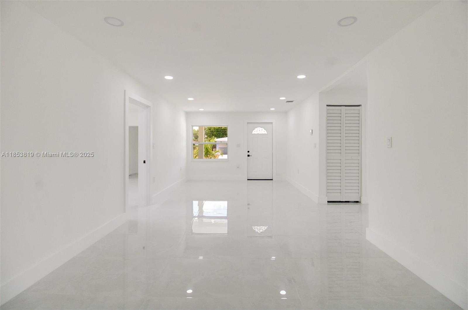 Small Image of 2840 NORTH WEST 171ST ST, Miami Gardens Number 12