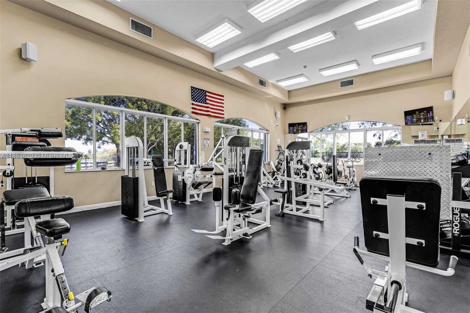 Small Image of 13000 SOUTH WEST 136TH TER, Miami Number 32