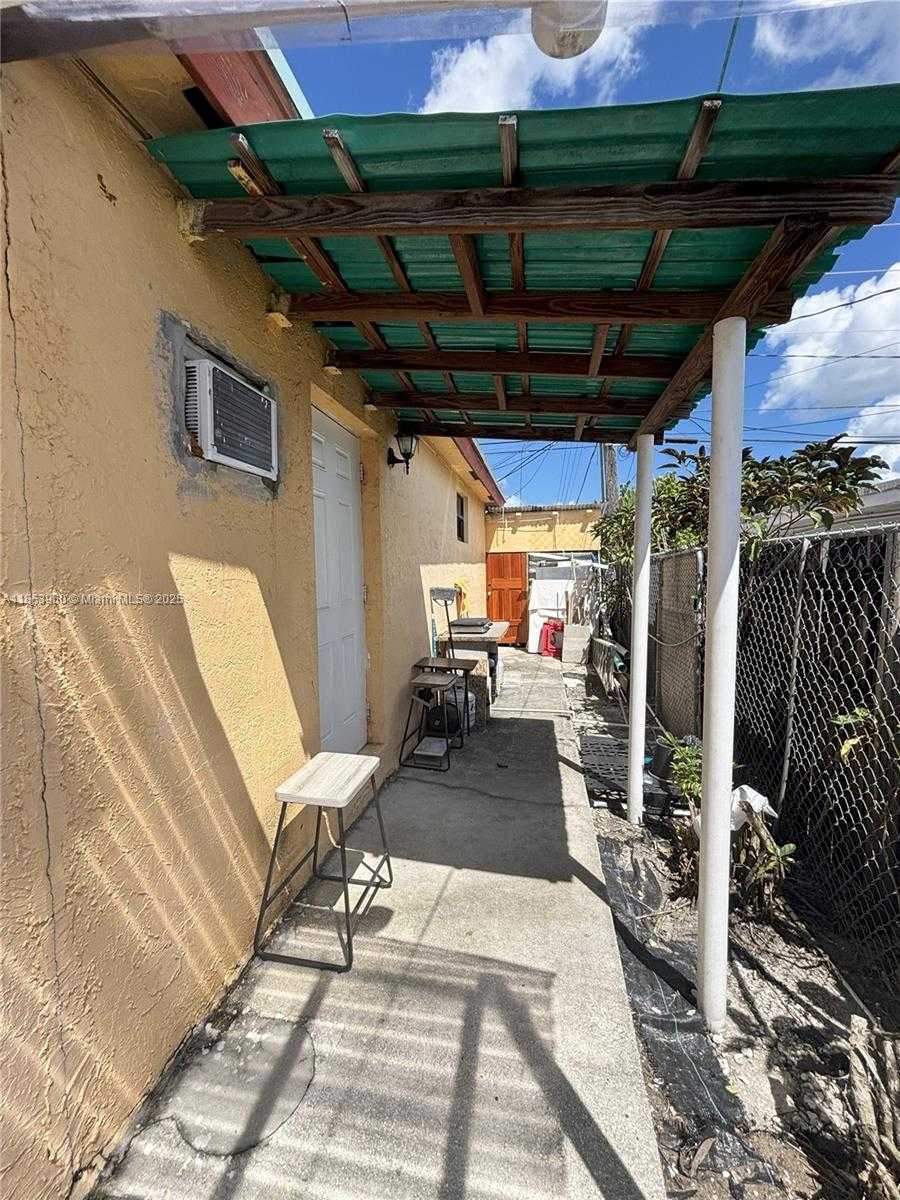 Small Image of 18601 SOUTH WEST 98TH AVE, Cutler Bay Number 28