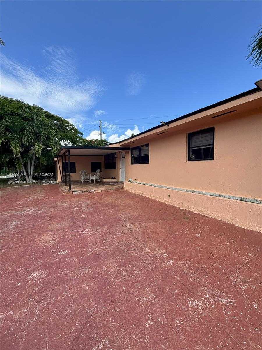 Small Image of 18601 SOUTH WEST 98TH AVE, Cutler Bay Number 6
