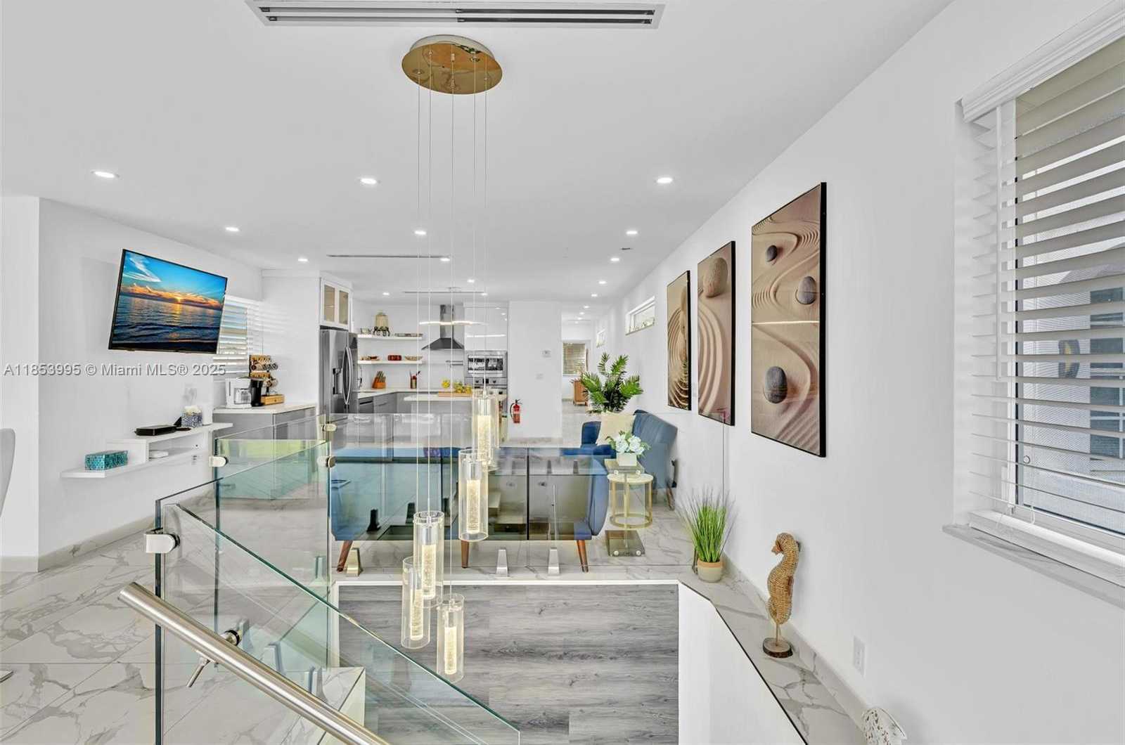 Small Image of 320 MISSOURI ST, Hollywood Number 12