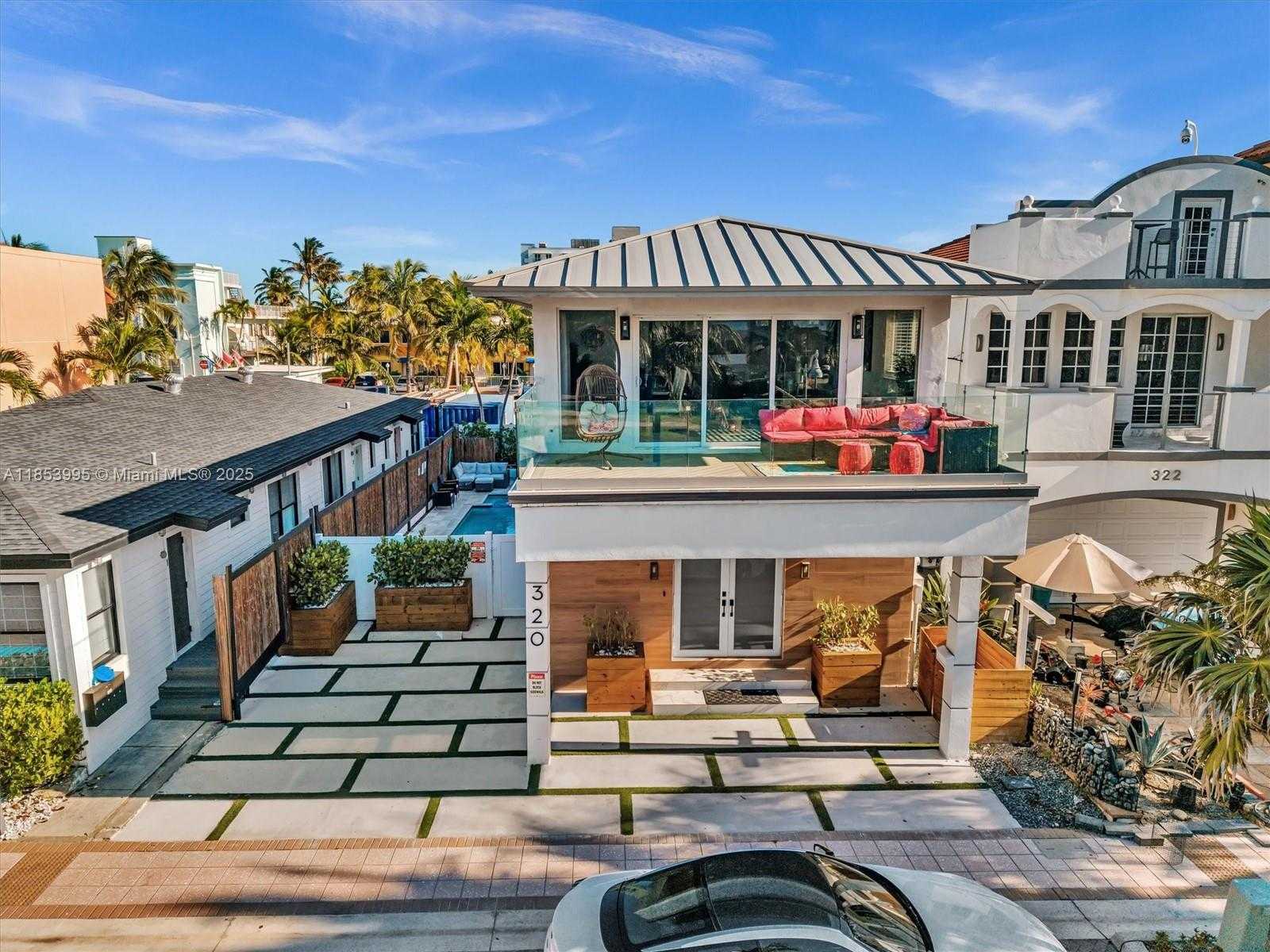 Small Image of 320 MISSOURI ST, Hollywood Number 31