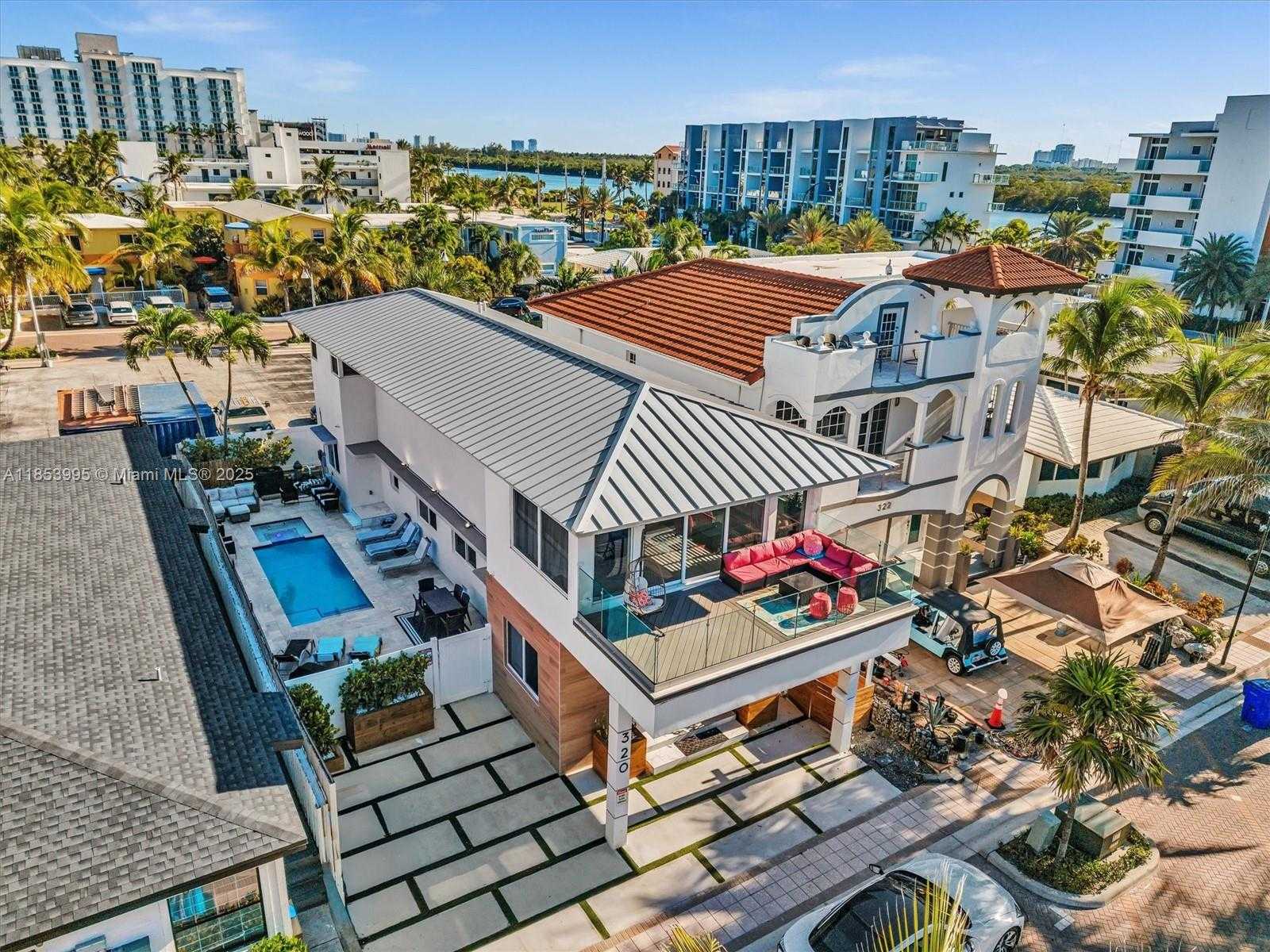 Small Image of 320 MISSOURI ST, Hollywood Number 32