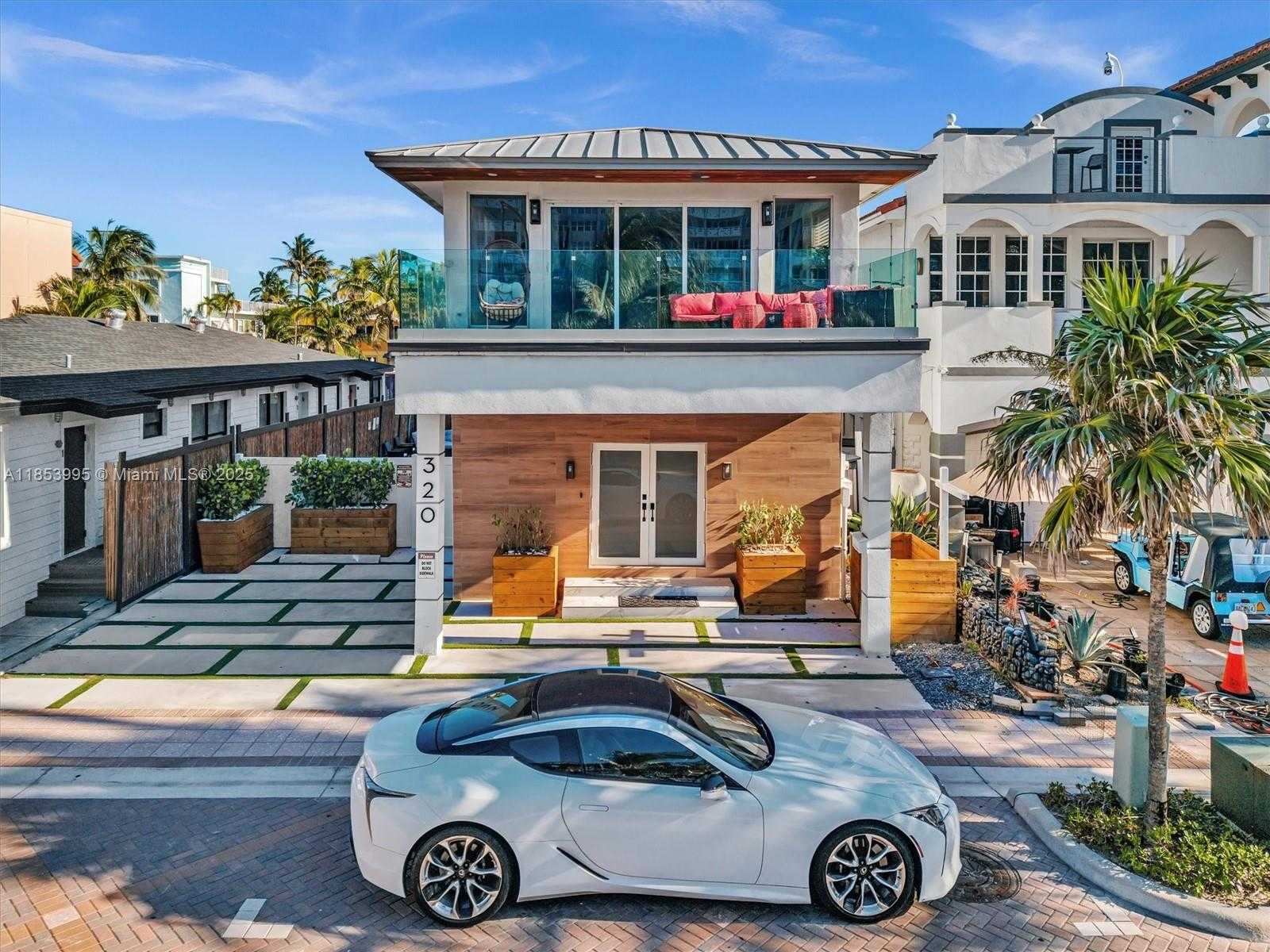 Small Image of 320 MISSOURI ST, Hollywood Number 33