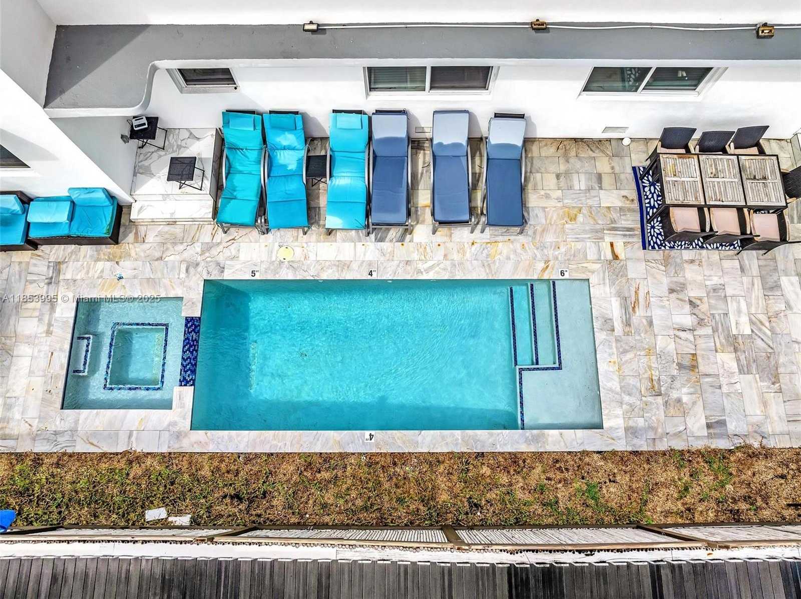 Small Image of 320 MISSOURI ST, Hollywood Number 9