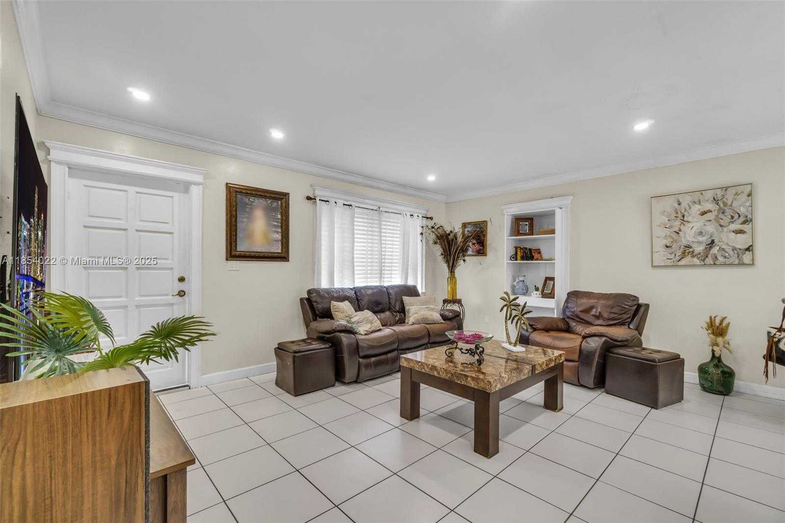 Small Image of 9435 SOUTH WEST 181ST TER, Palmetto Bay Number 11