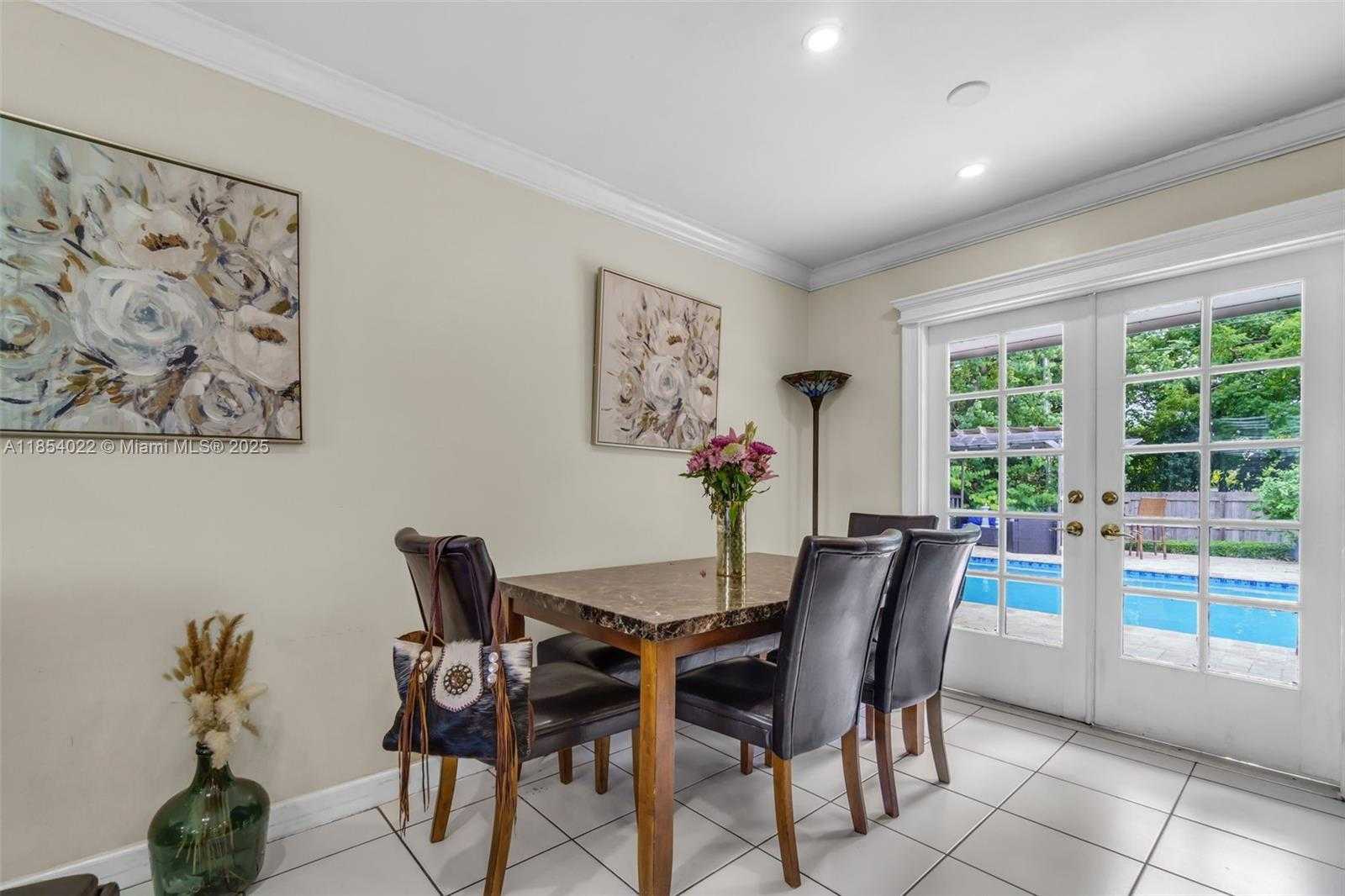 Small Image of 9435 SOUTH WEST 181ST TER, Palmetto Bay Number 13