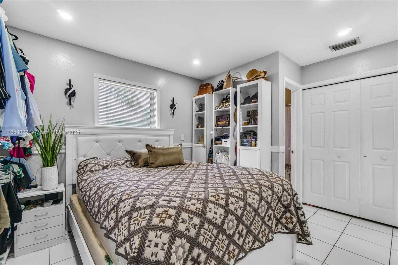 Small Image of 9435 SOUTH WEST 181ST TER, Palmetto Bay Number 20