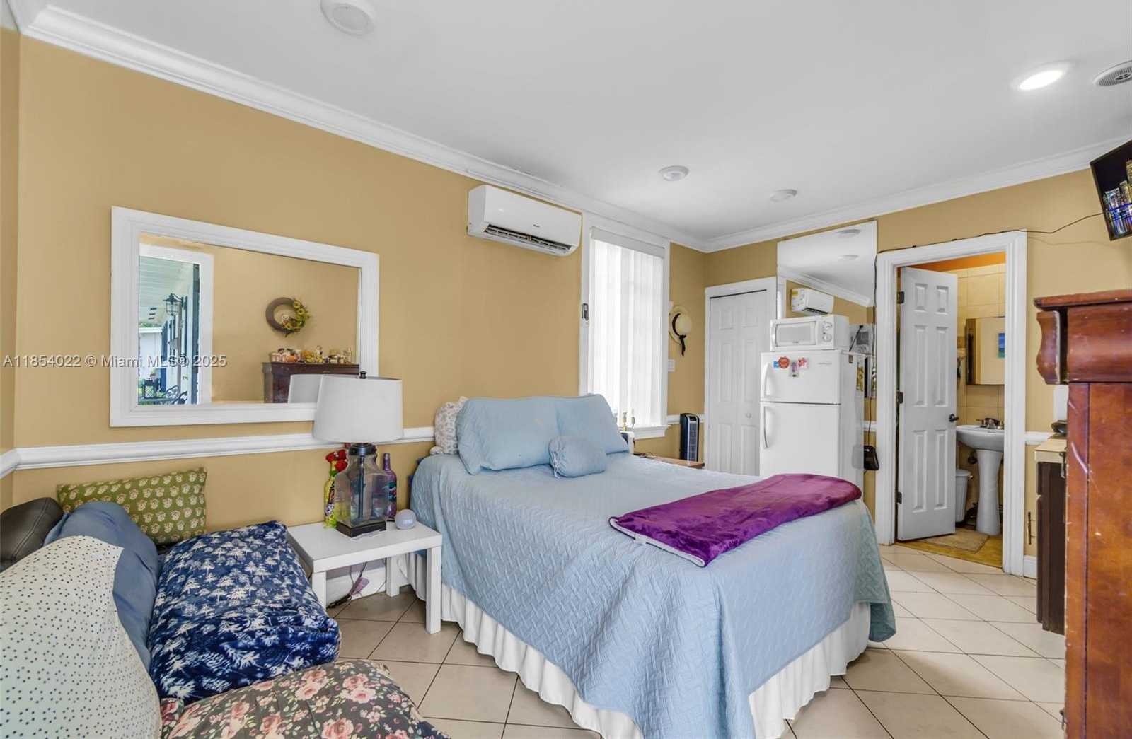 Small Image of 9435 SOUTH WEST 181ST TER, Palmetto Bay Number 26